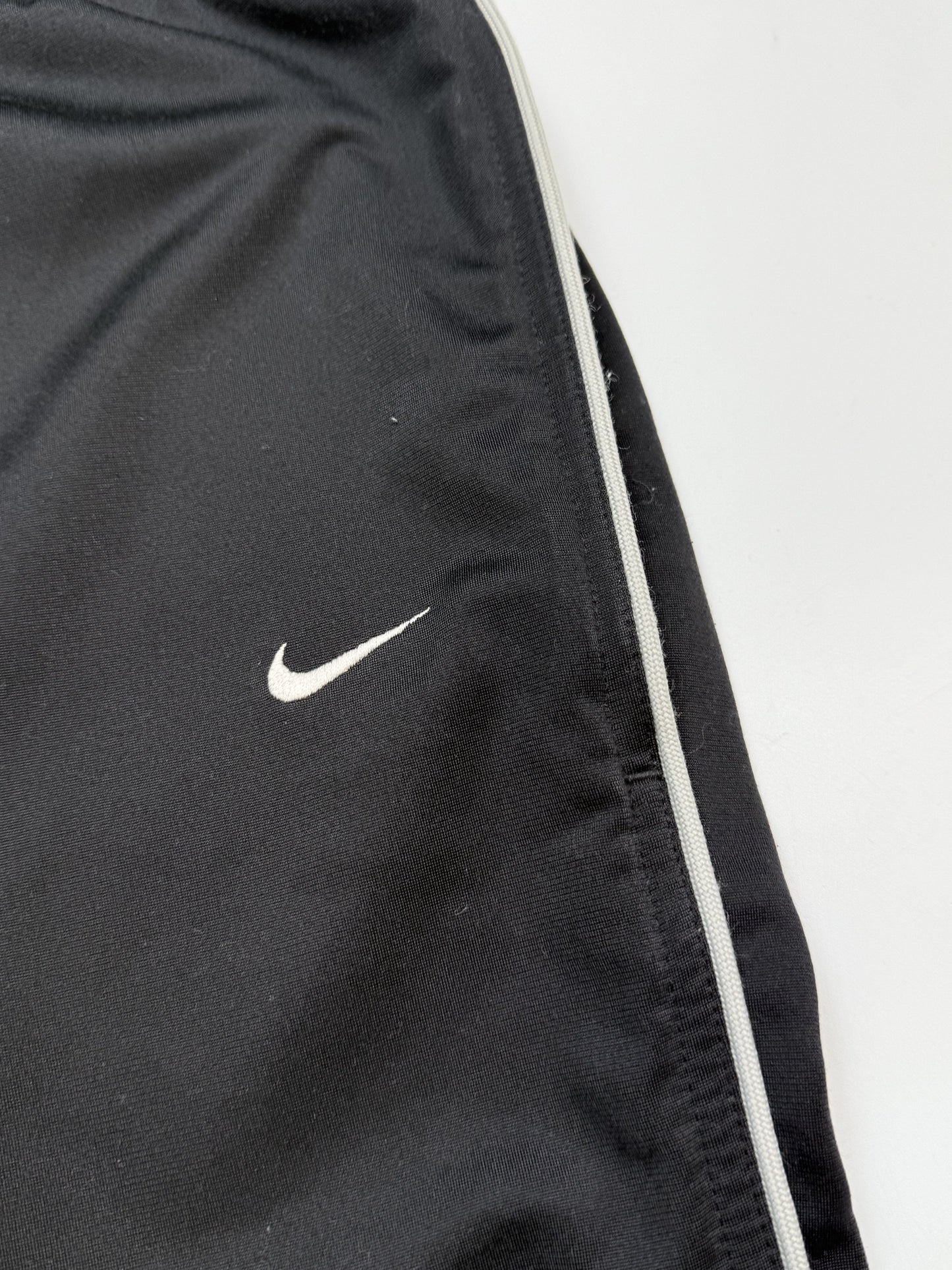Vintage 90s Nike baggy track pants (L)