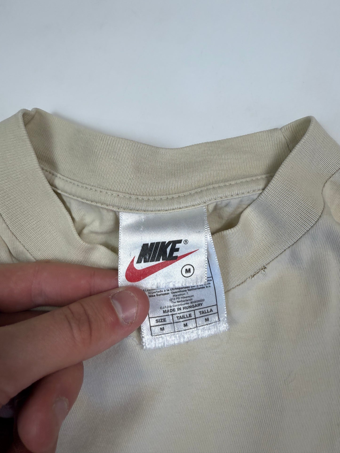 Vintage 90s Nike spell out tee (M)