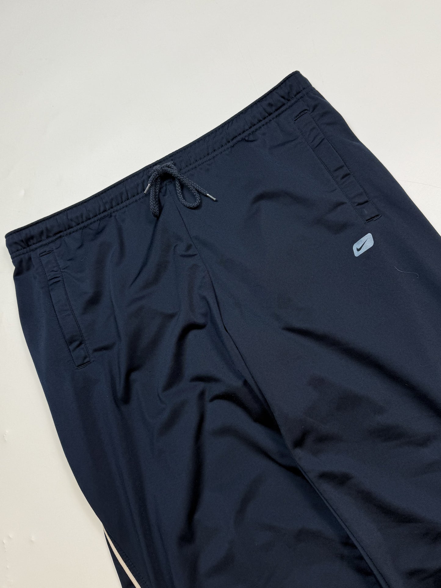 Vintage Nike baggy track pants (L)