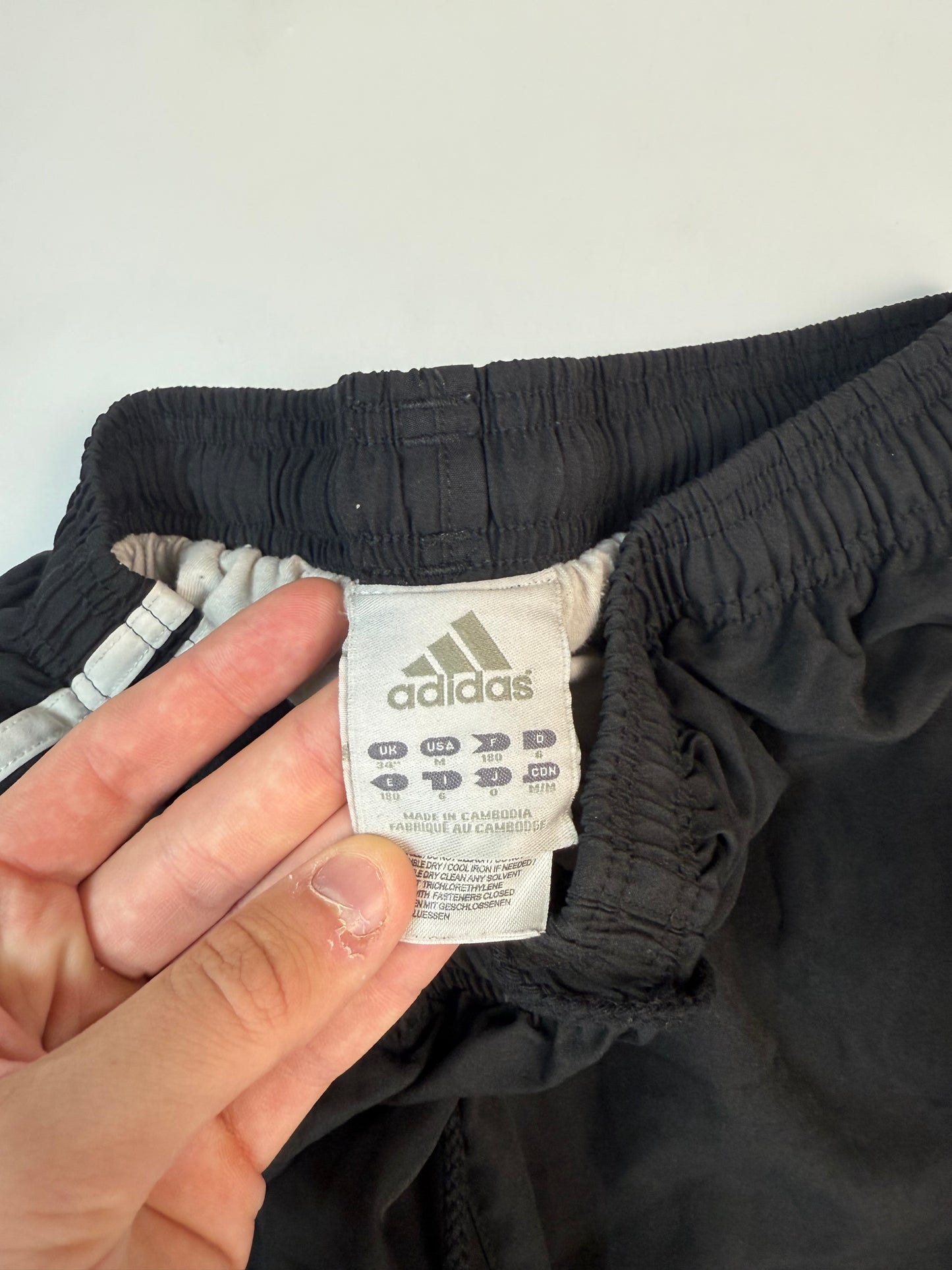 Vintage Adidas baggy track pants (M)