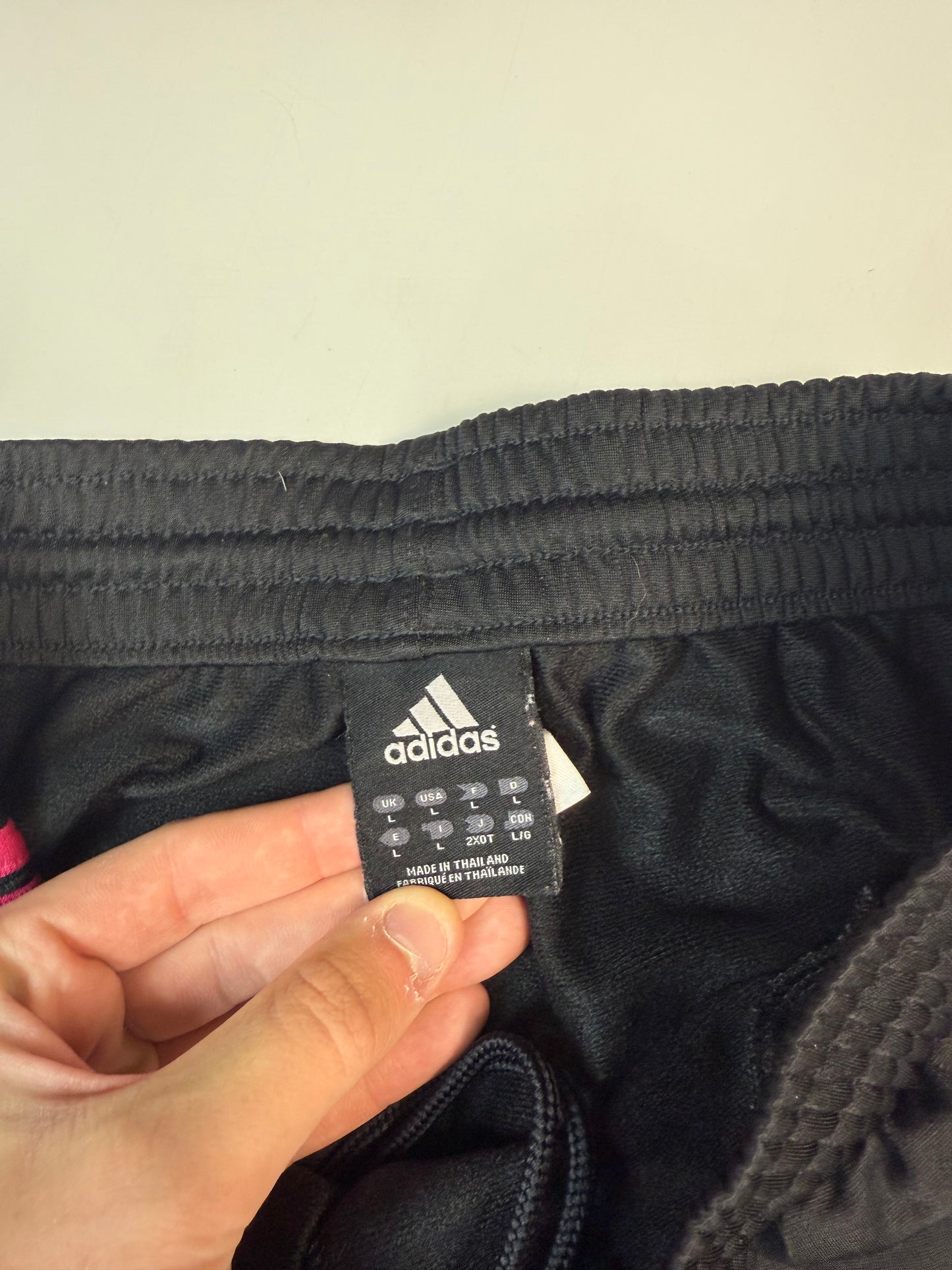 Vintage Adidas baggy track pants (L)