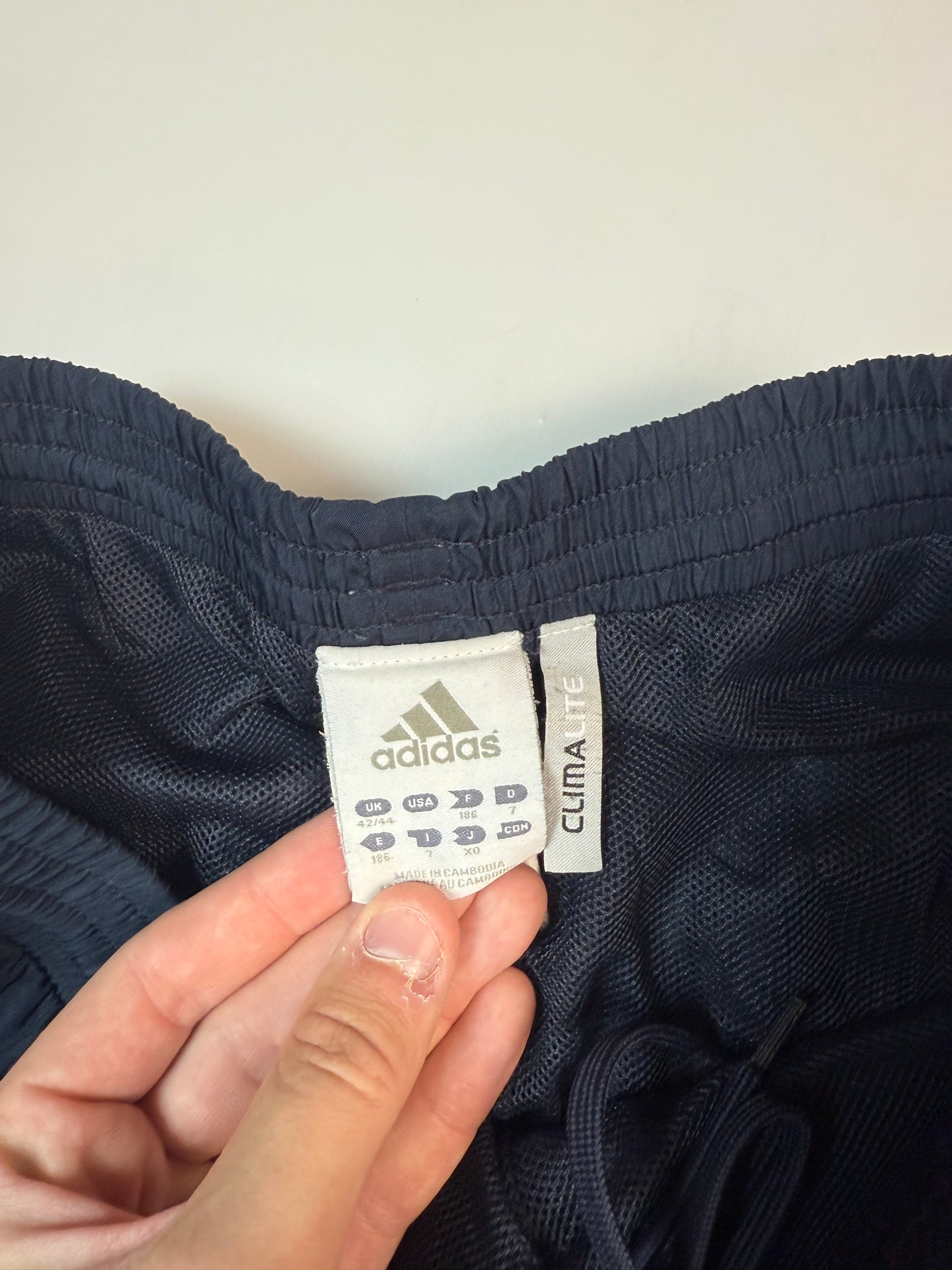 Vintage Adidas baggy track pants (L)