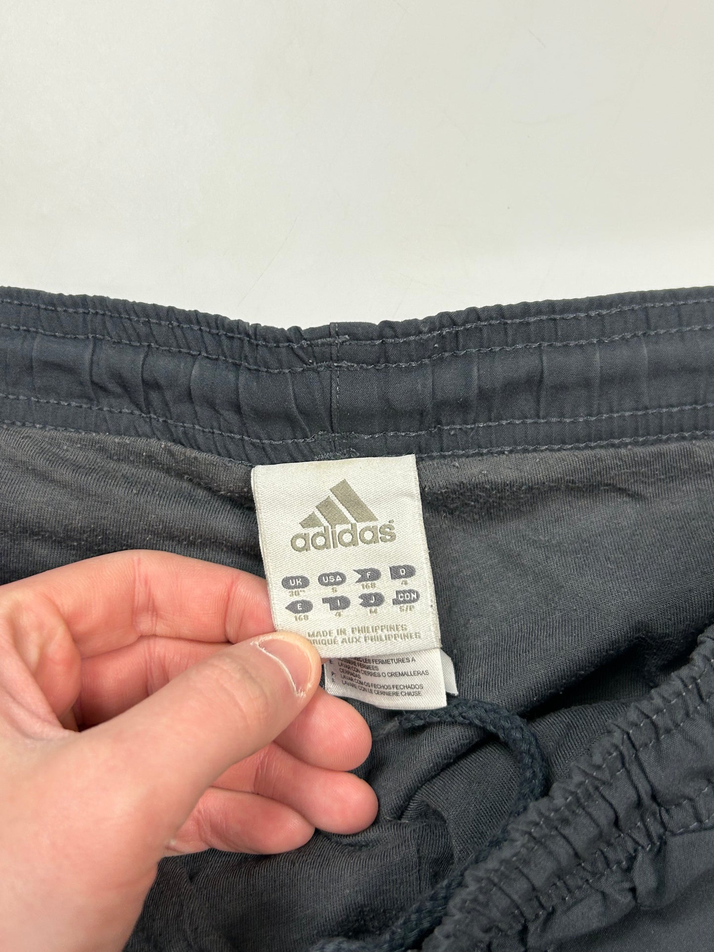 Vintage Adidas baggy track pants (S)