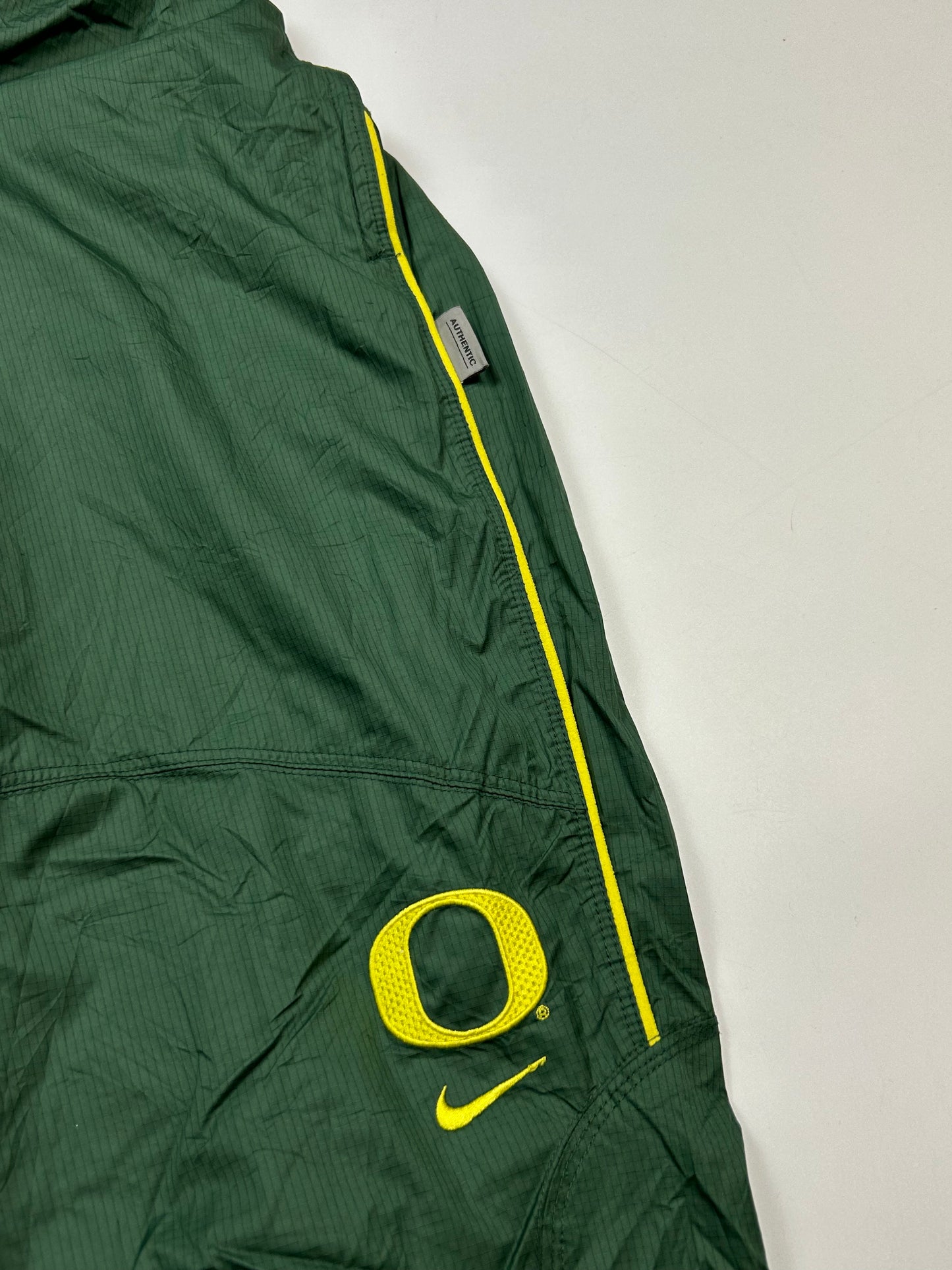 Vintage Nike Oregon baggy track pants (L)