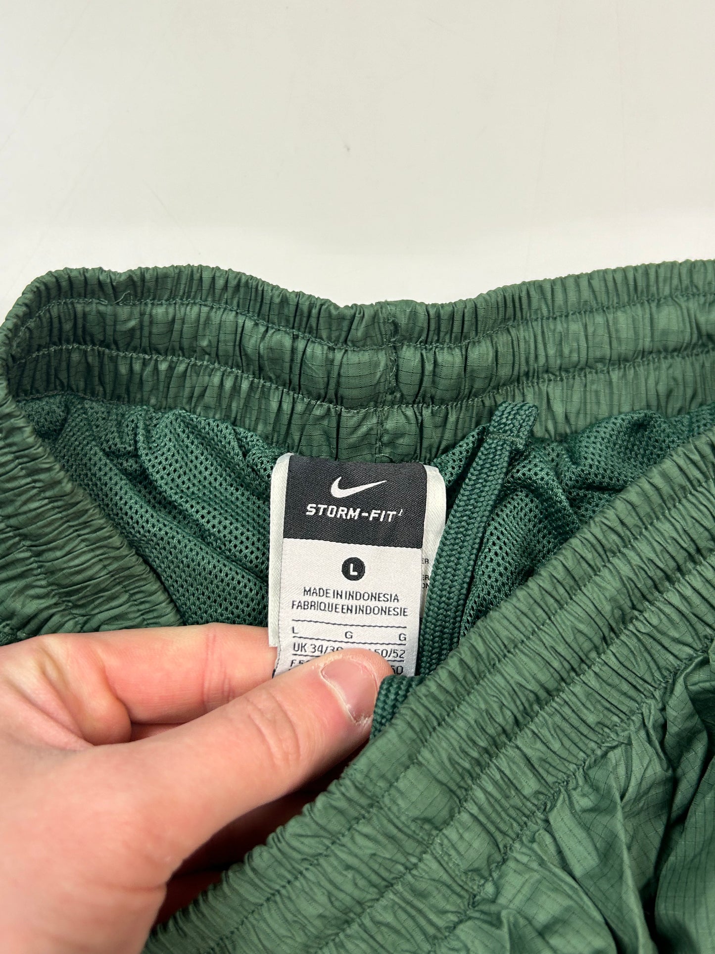 Vintage Nike Oregon baggy track pants (L)
