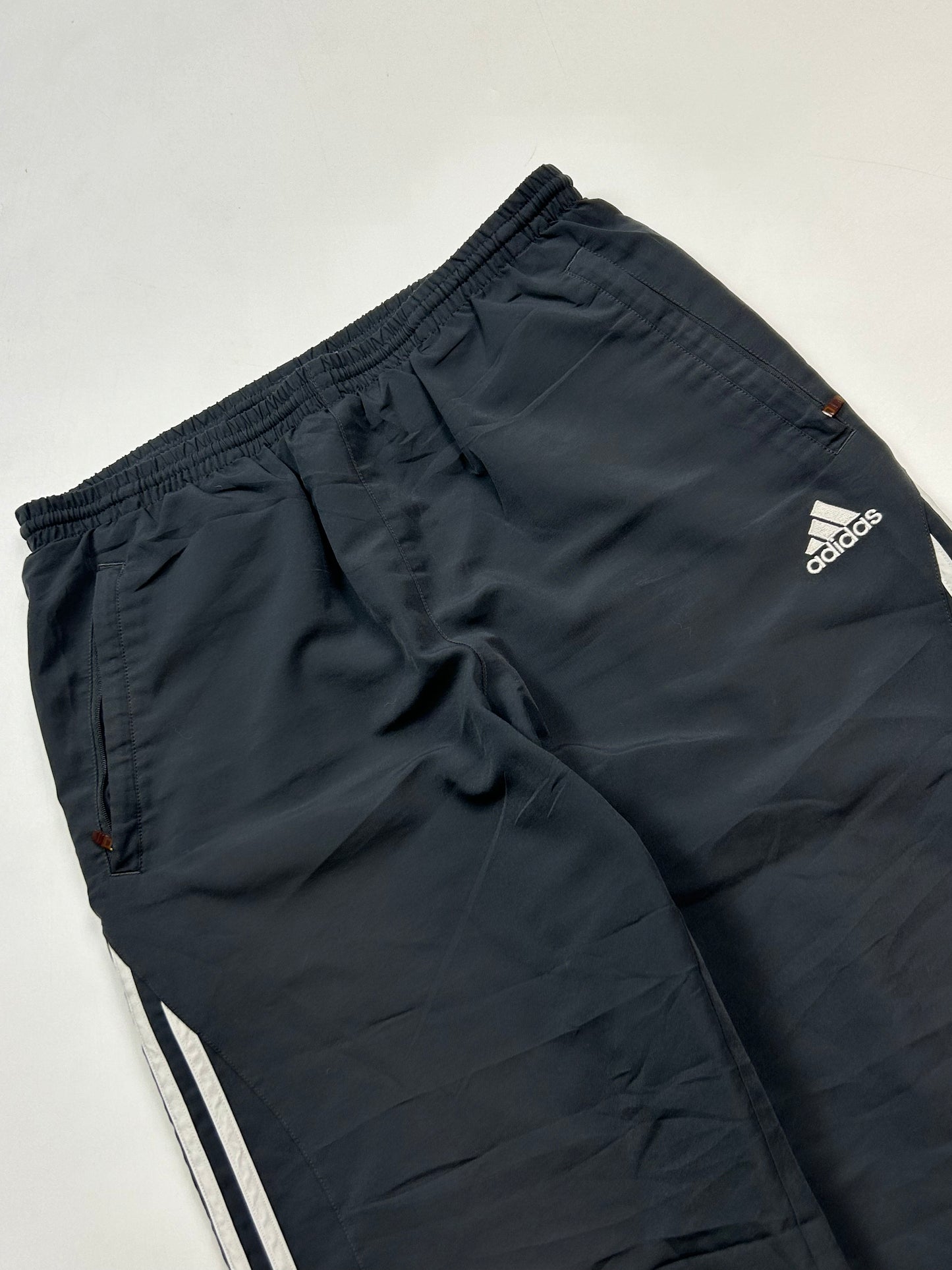 Vintage Adidas baggy track pants (XL)