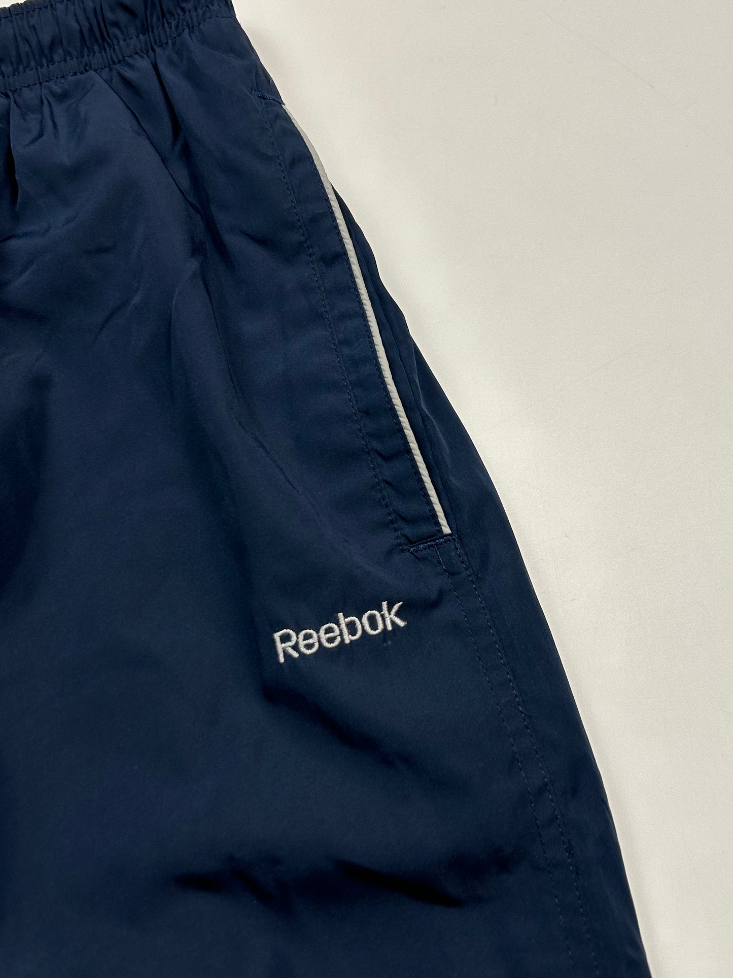 Vintage Reebok baggy track pants (M)
