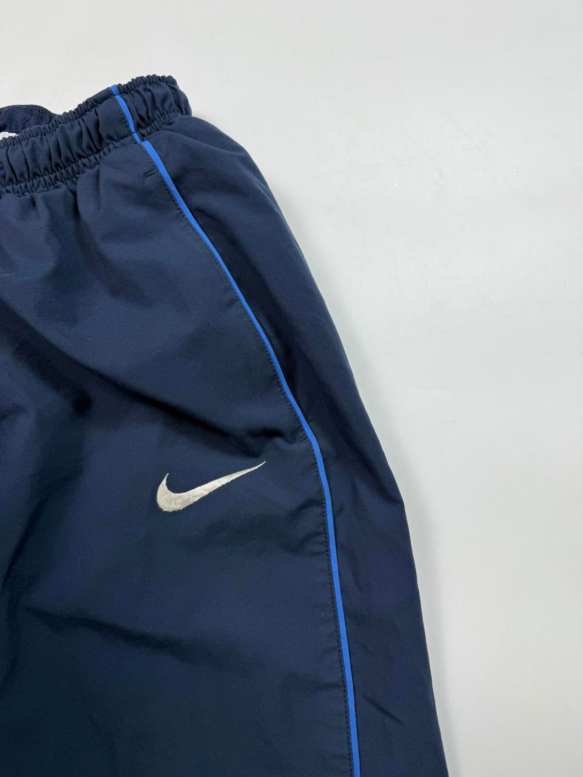 Vintage Nike side stripe baggy track pants (M)