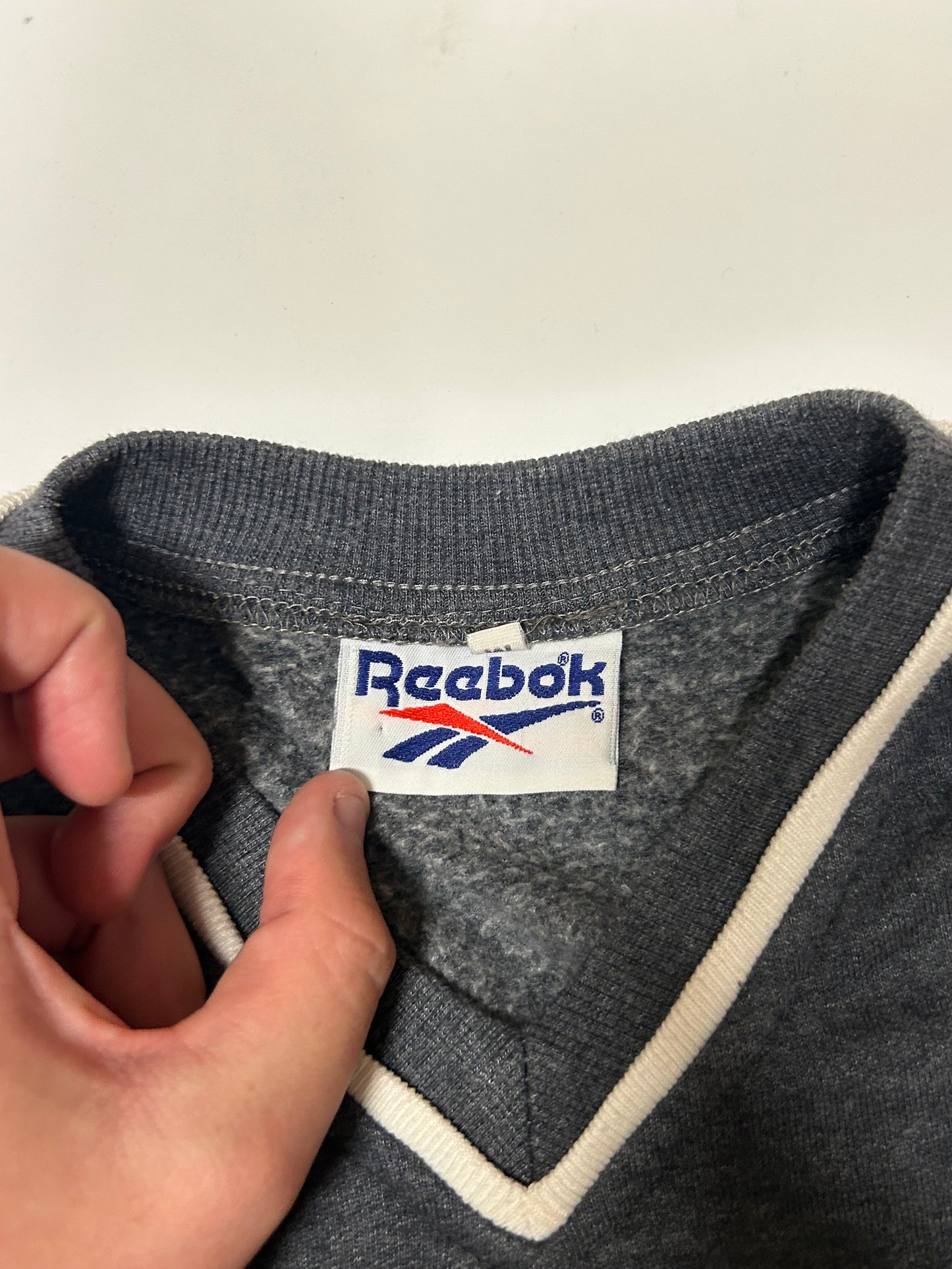 Vintage 90s Reebok sweatshirt (M)