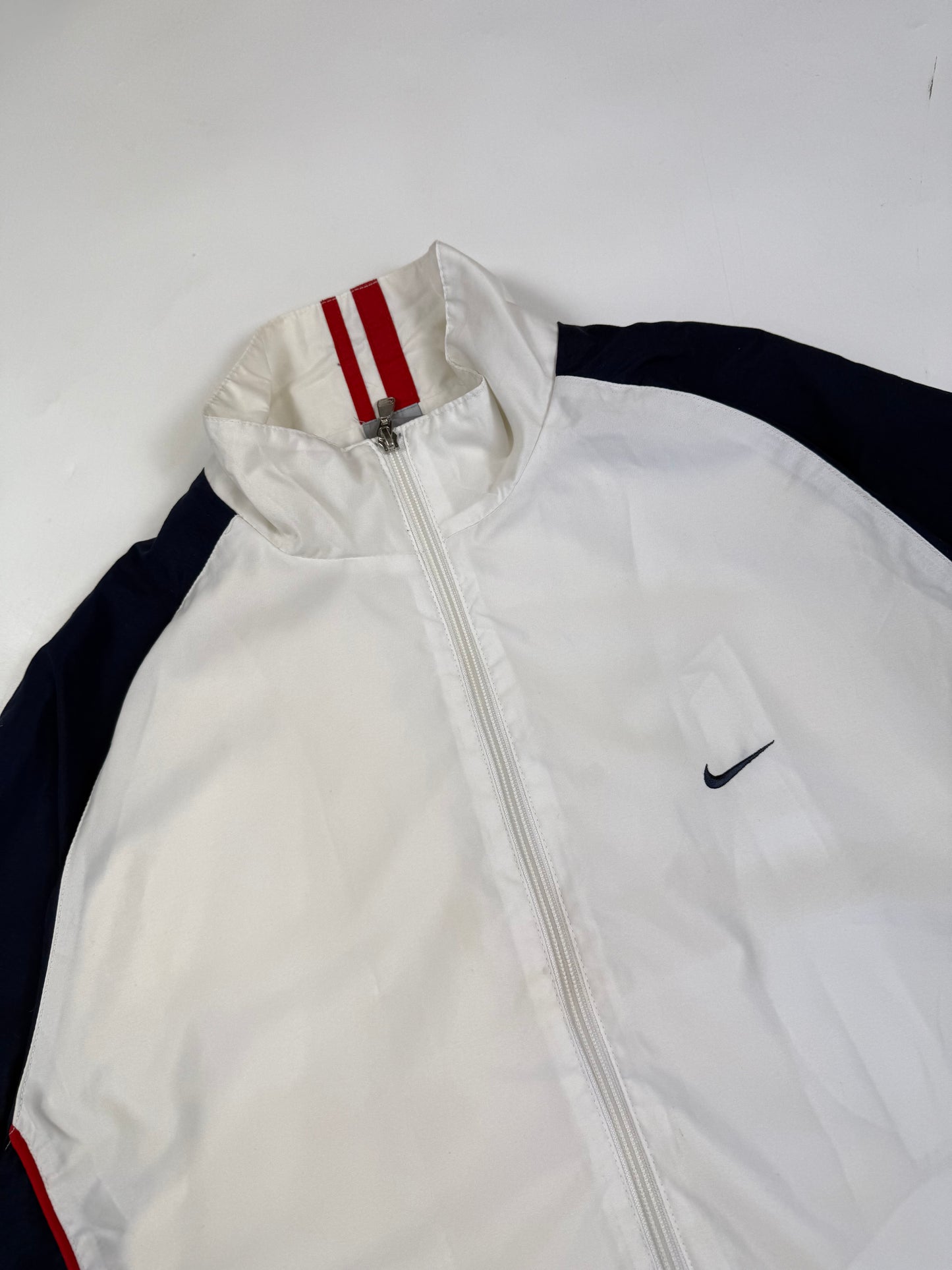 Vintage Nike mini swoosh track jacket (XL)