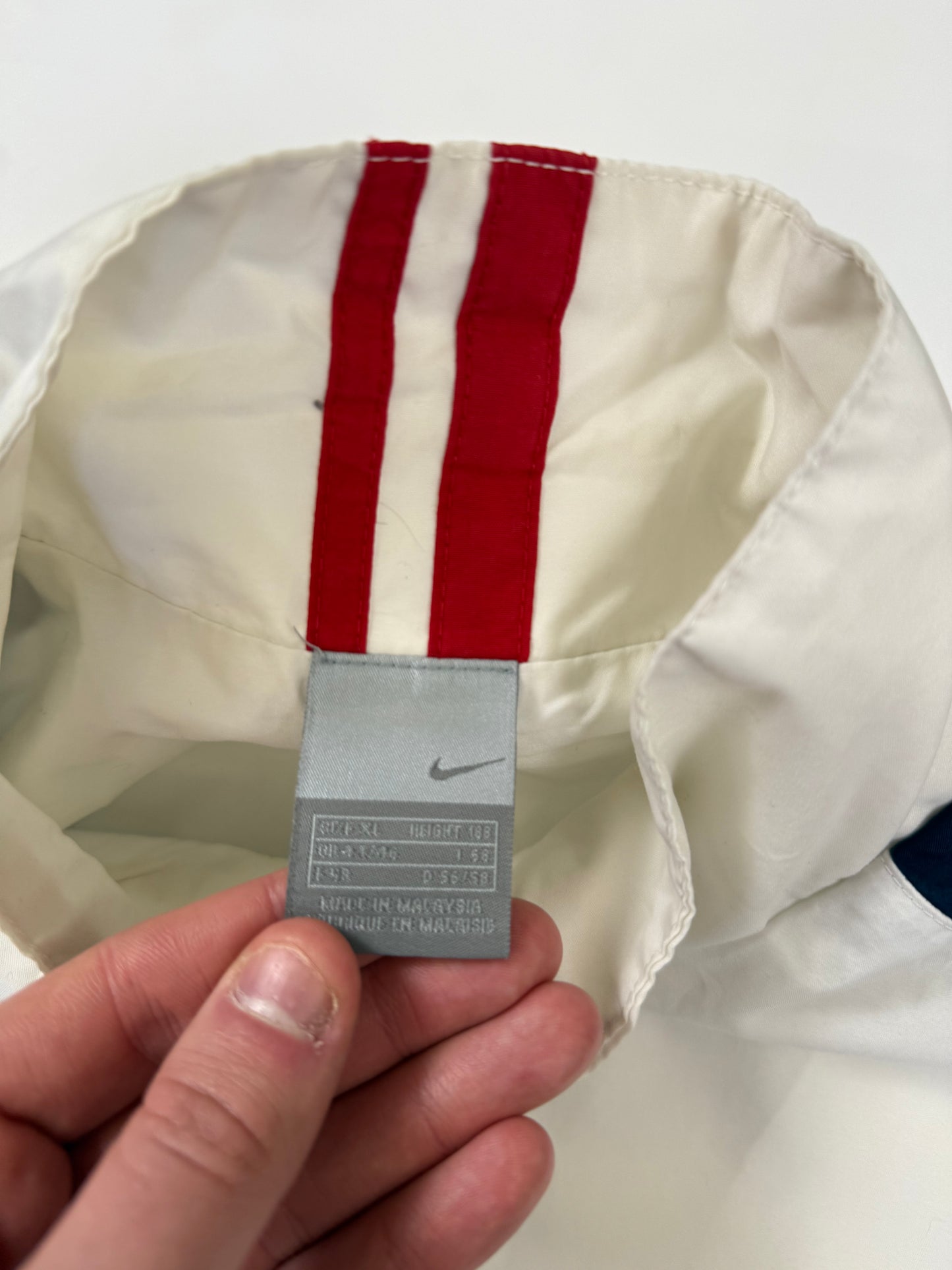Vintage Nike mini swoosh track jacket (XL)