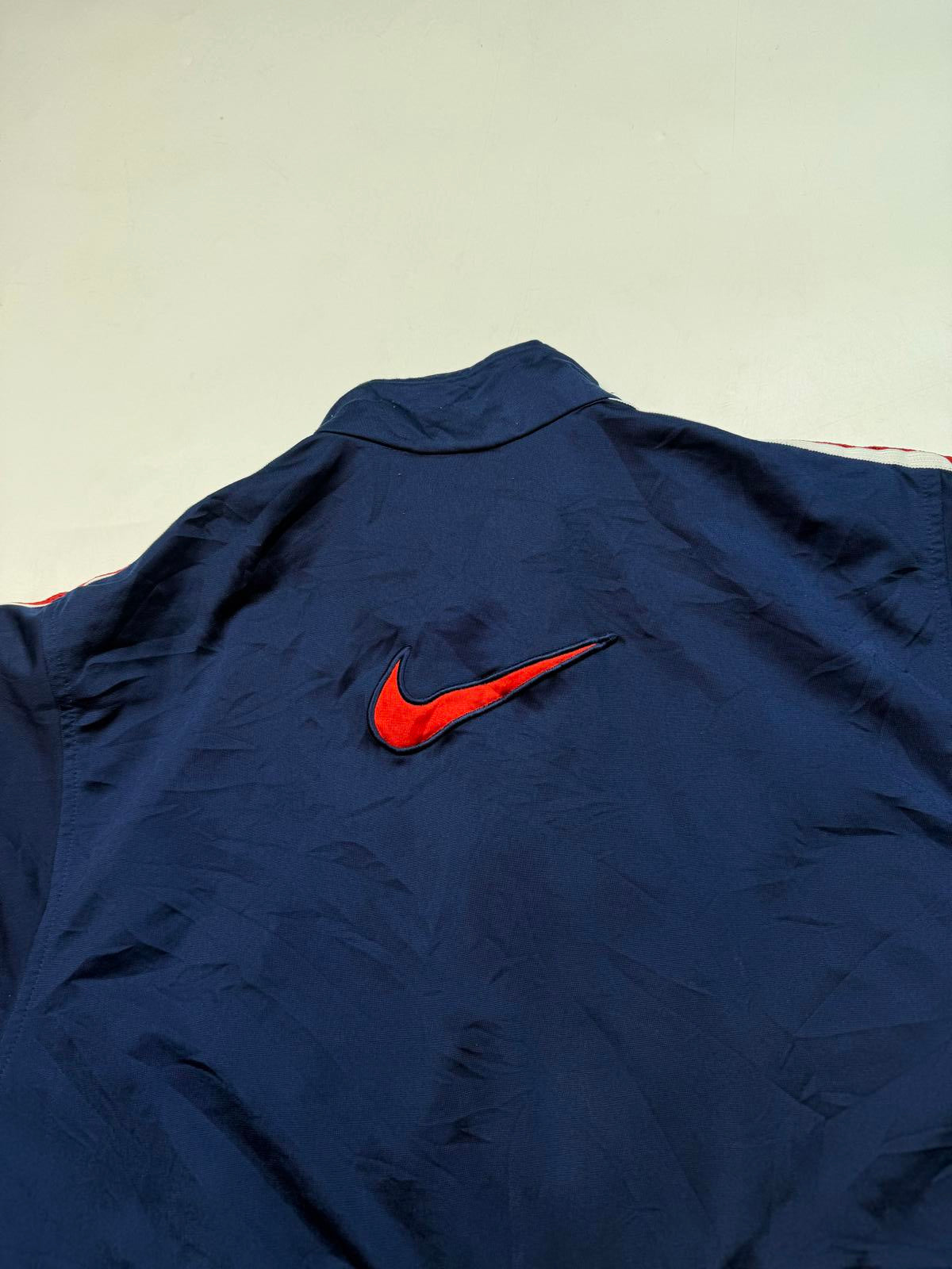 Vintage 90s Nike track jacket (L)