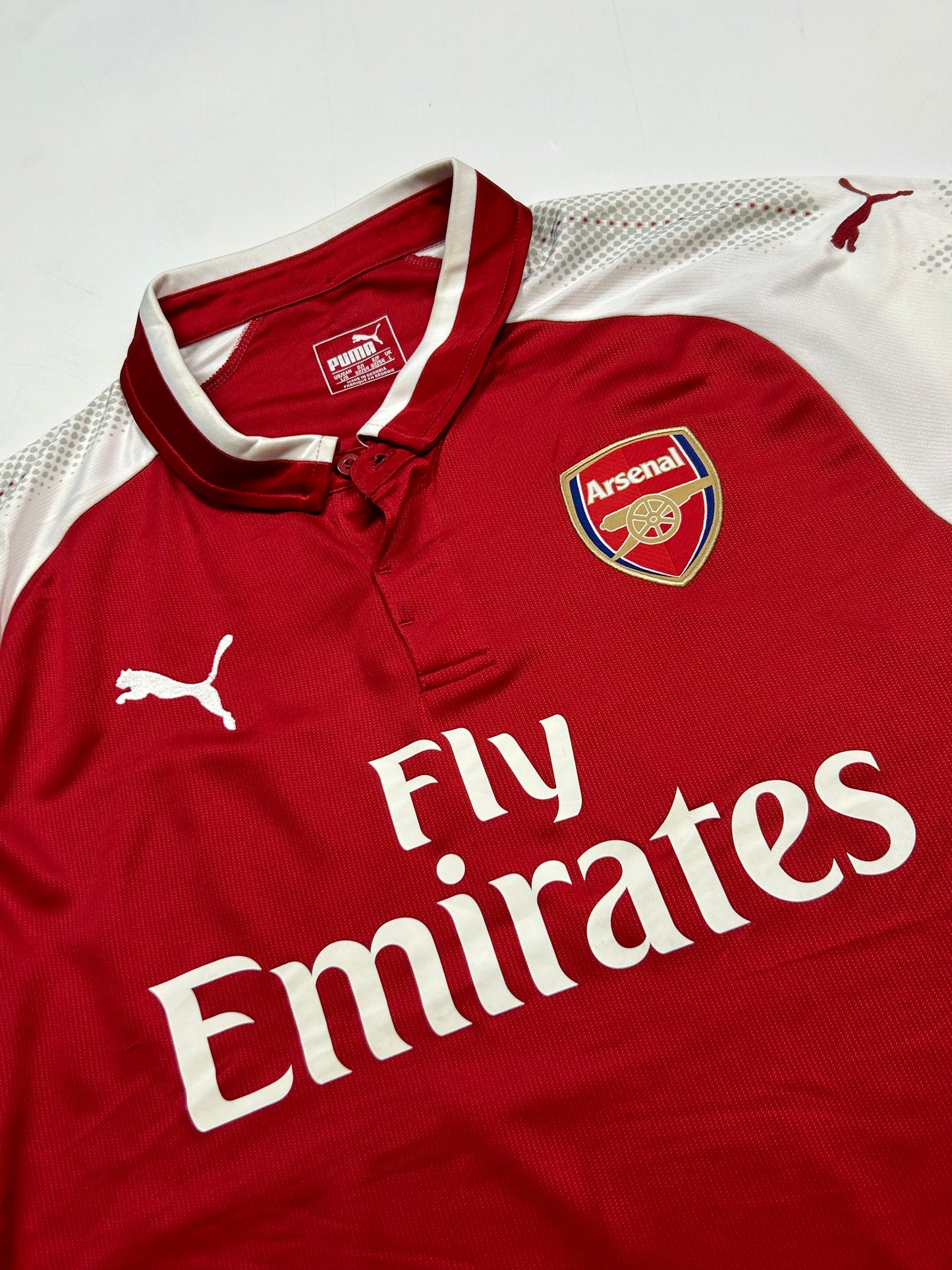Arsenal 2017/18 Puma home football shirt (L)