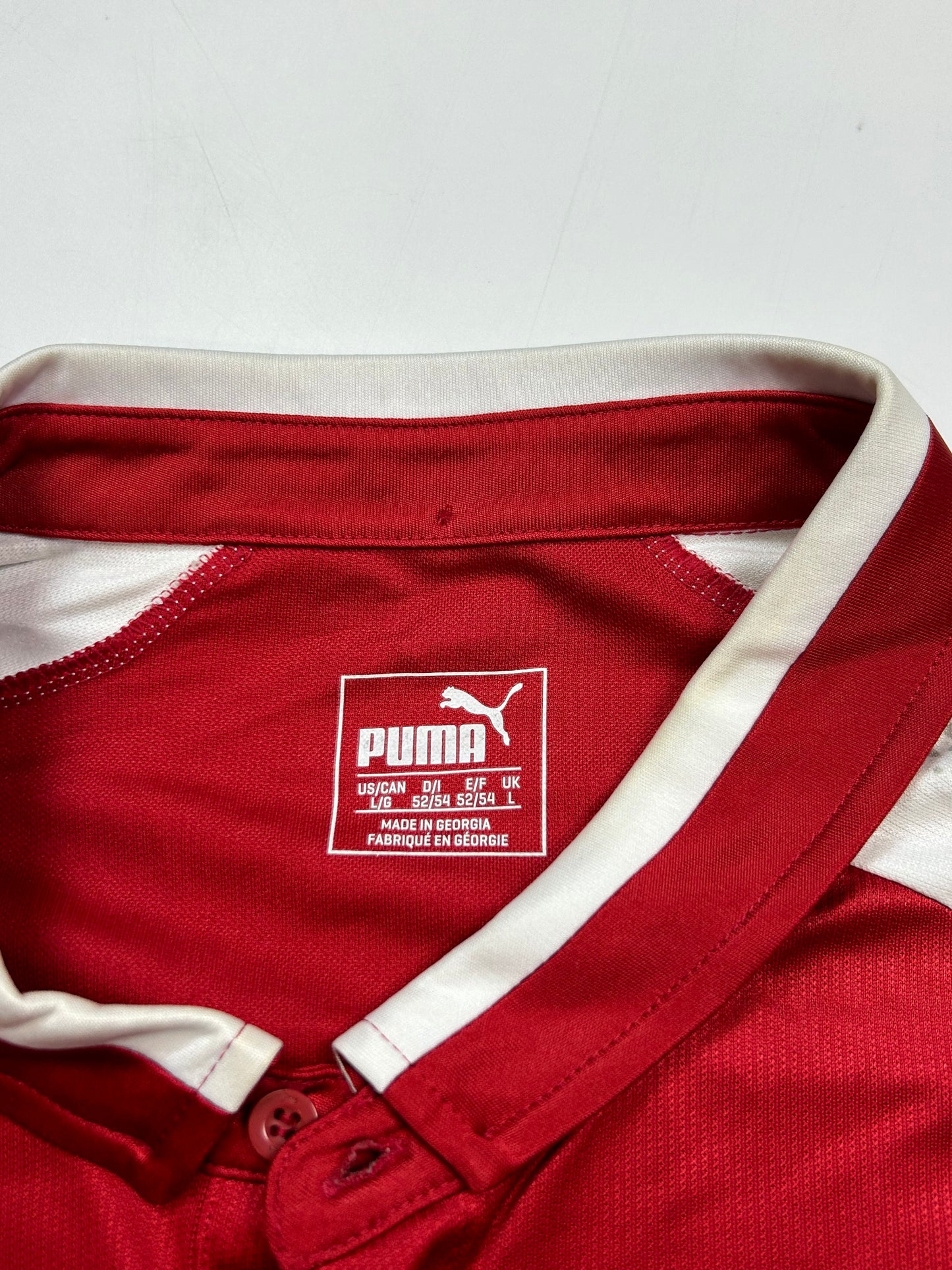 Arsenal 2017/18 Puma home football shirt (L)