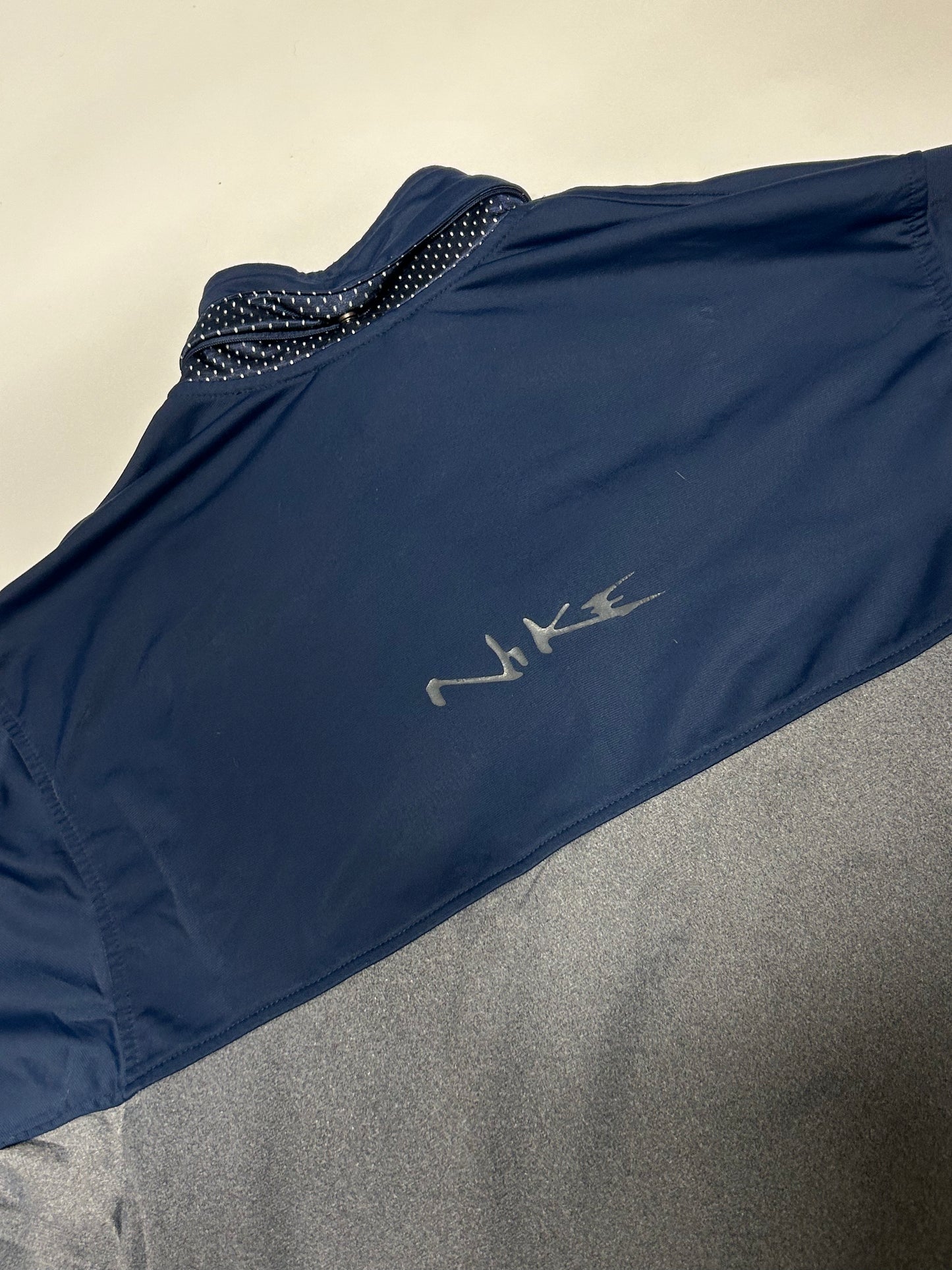 Vintage Nike mini swoosh track jacket (L)