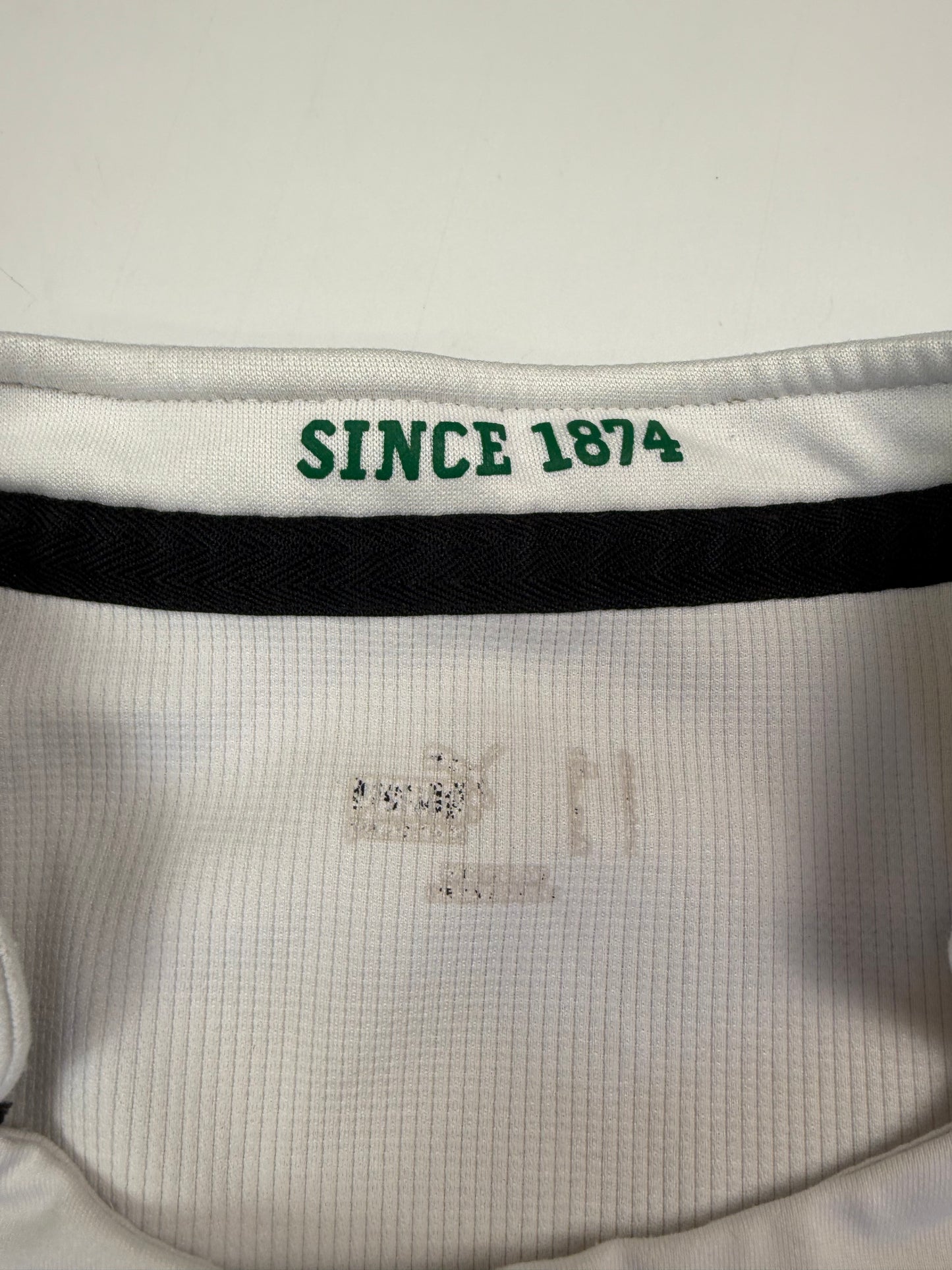 Ireland 2009/10 Puma away rugby shirt (L)