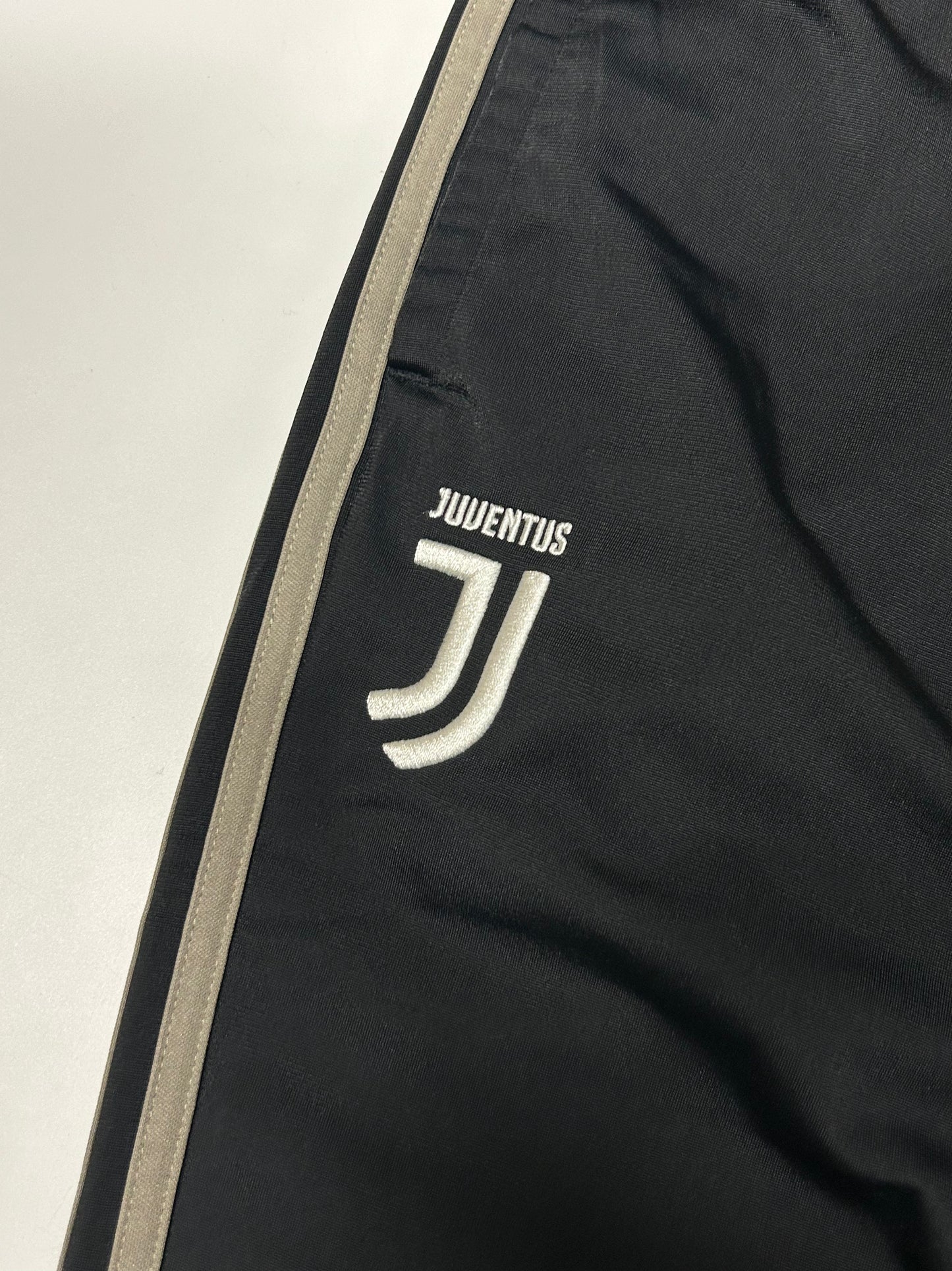 Juventus Adidas track pants (S)