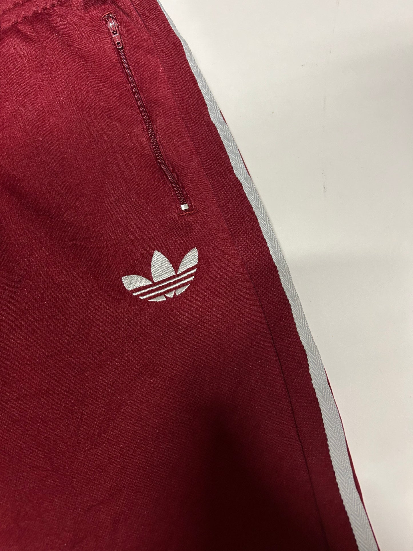 Adidas originals baggy track pants (XXL)