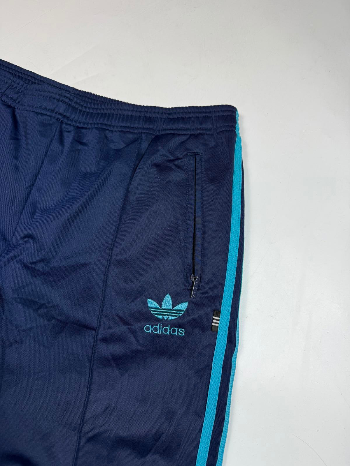 Vintage 90s adidas originals baggy track pants (M)
