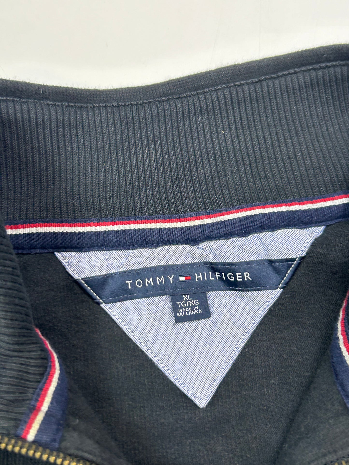 Tommy Hilfiger quarter zip sweatshirt (XL)