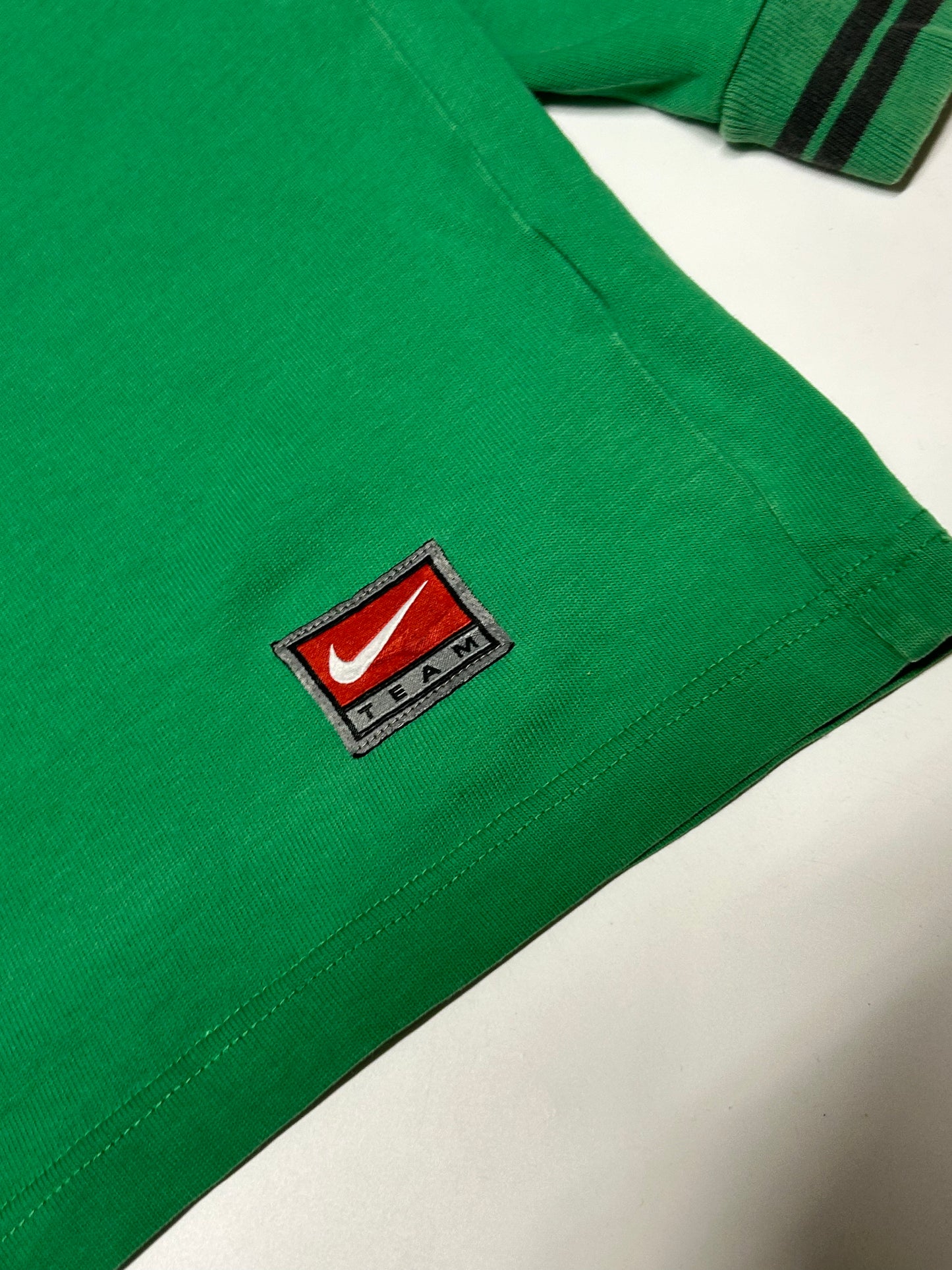Vintage Ireland 1999/2000 Nike rugby shirt (L)