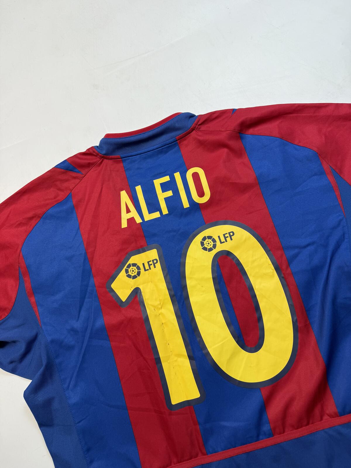 Vintage FC Barcelona 2002/03 Nike football shirt (L)