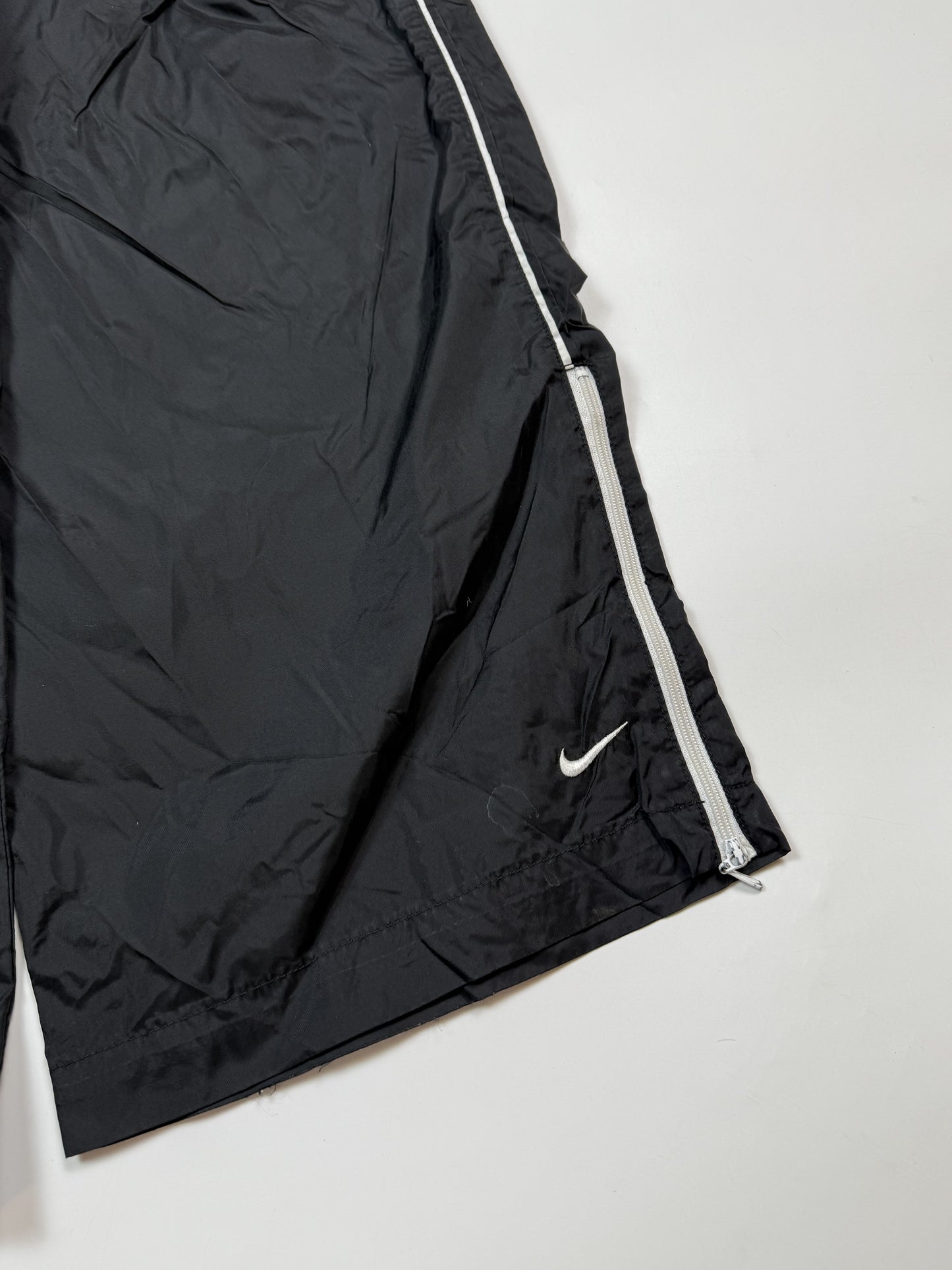Vintage 90s Nike baggy track pants (M)