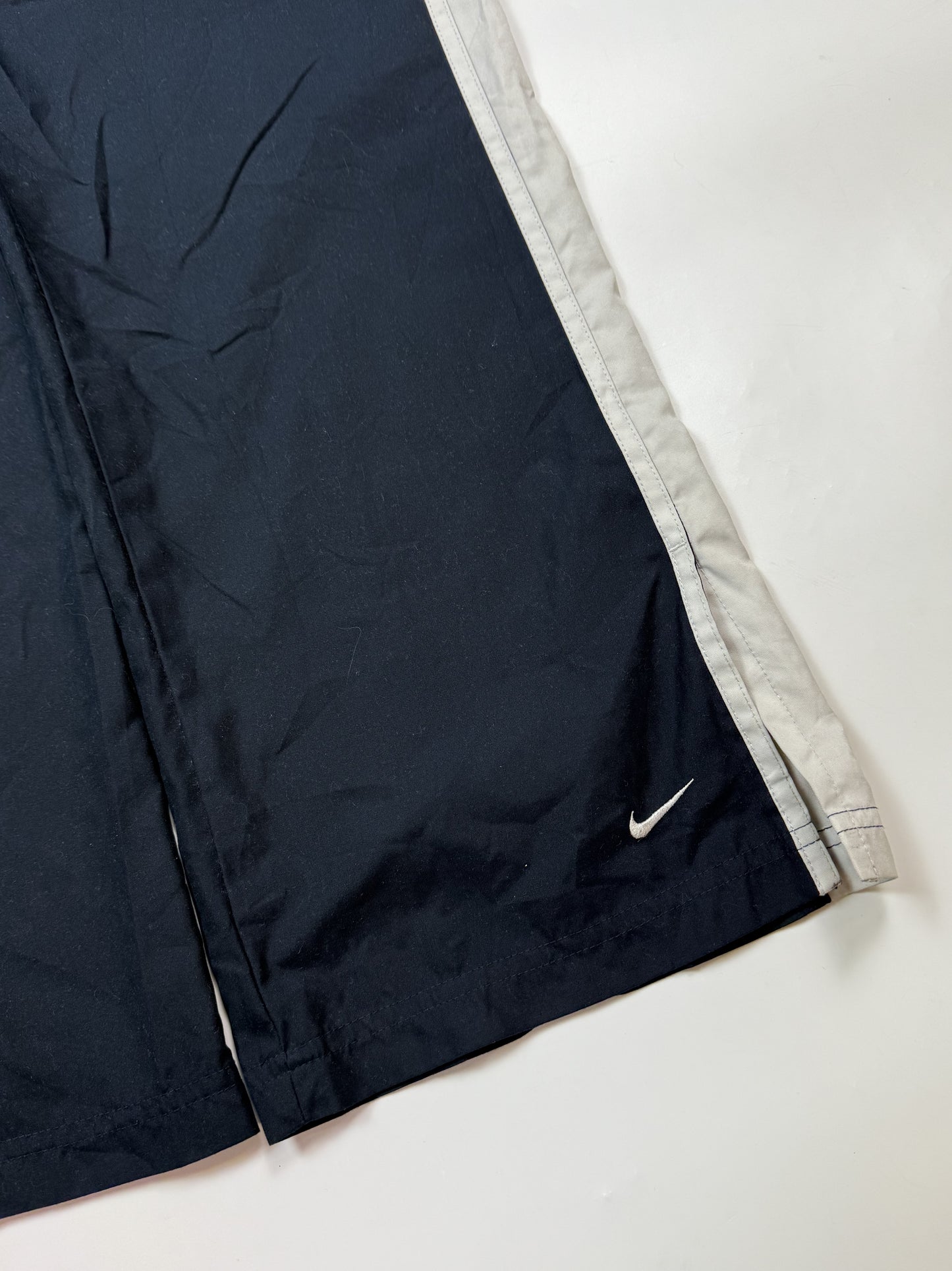 Vintage Nike baggy side stripe track pants (L)