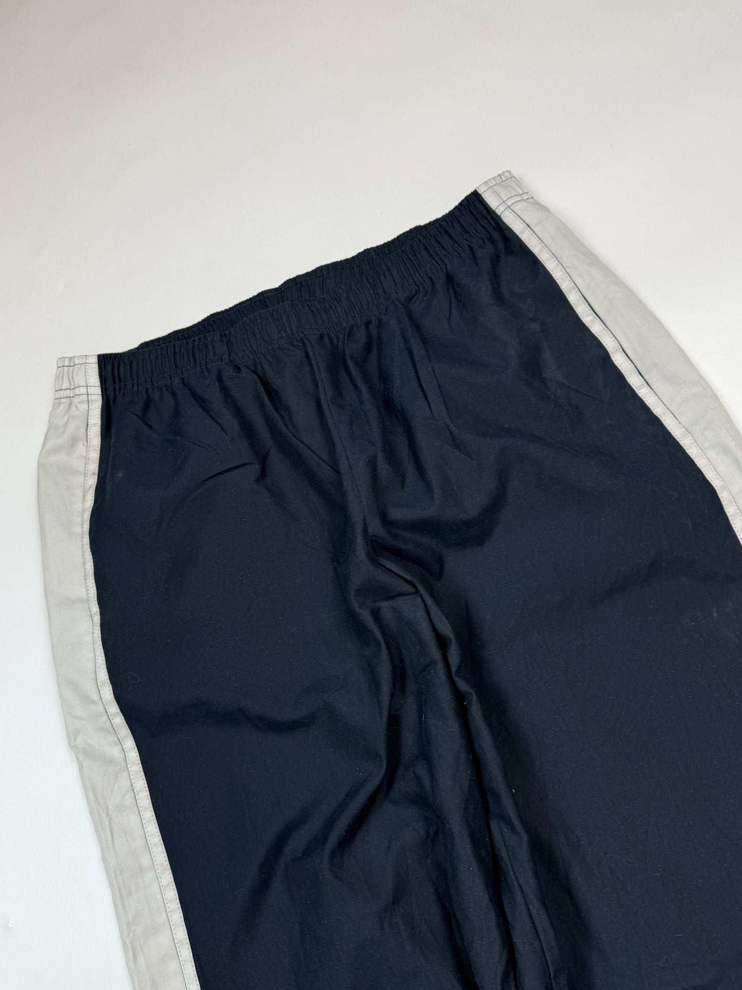 Vintage Nike baggy side stripe track pants (L)