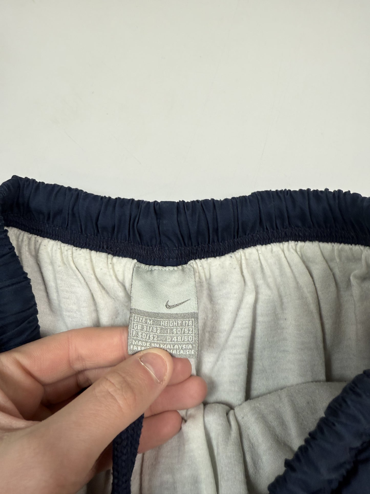 Vintage Nike baggy track pants (M)
