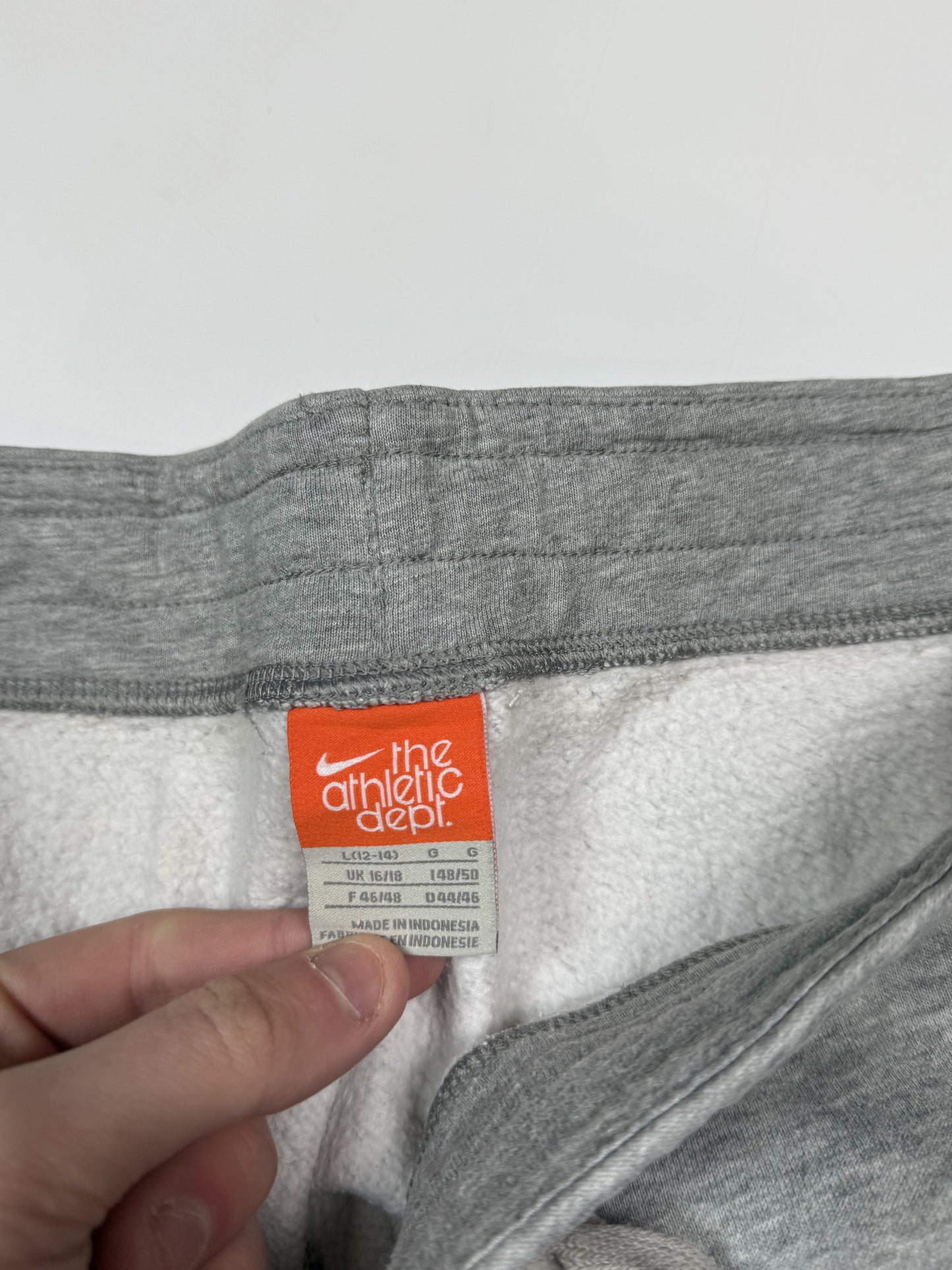 Vintage Nike joggers (S)