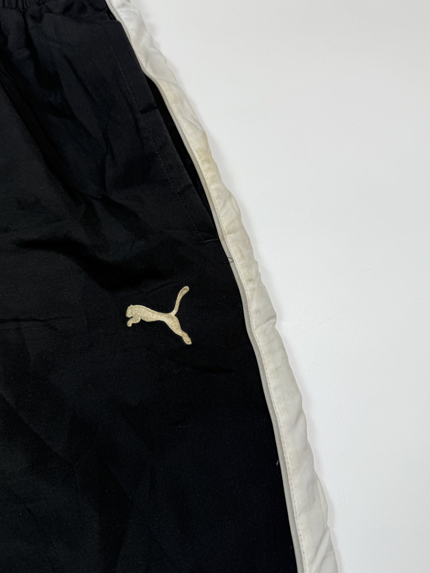 Vintage Puma baggy side stripe track pants (M)
