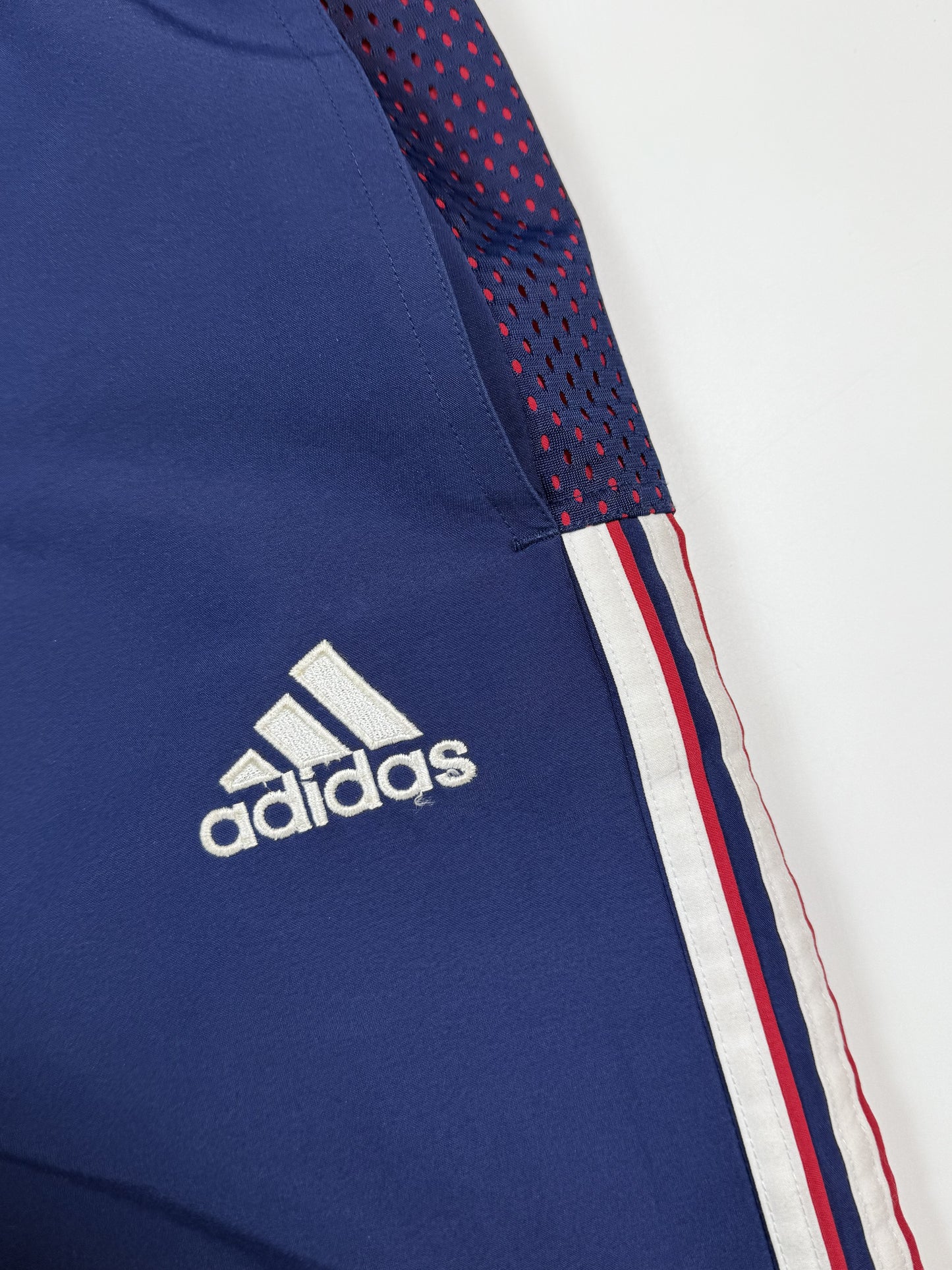 Vintage Adidas baggy track pants (M)