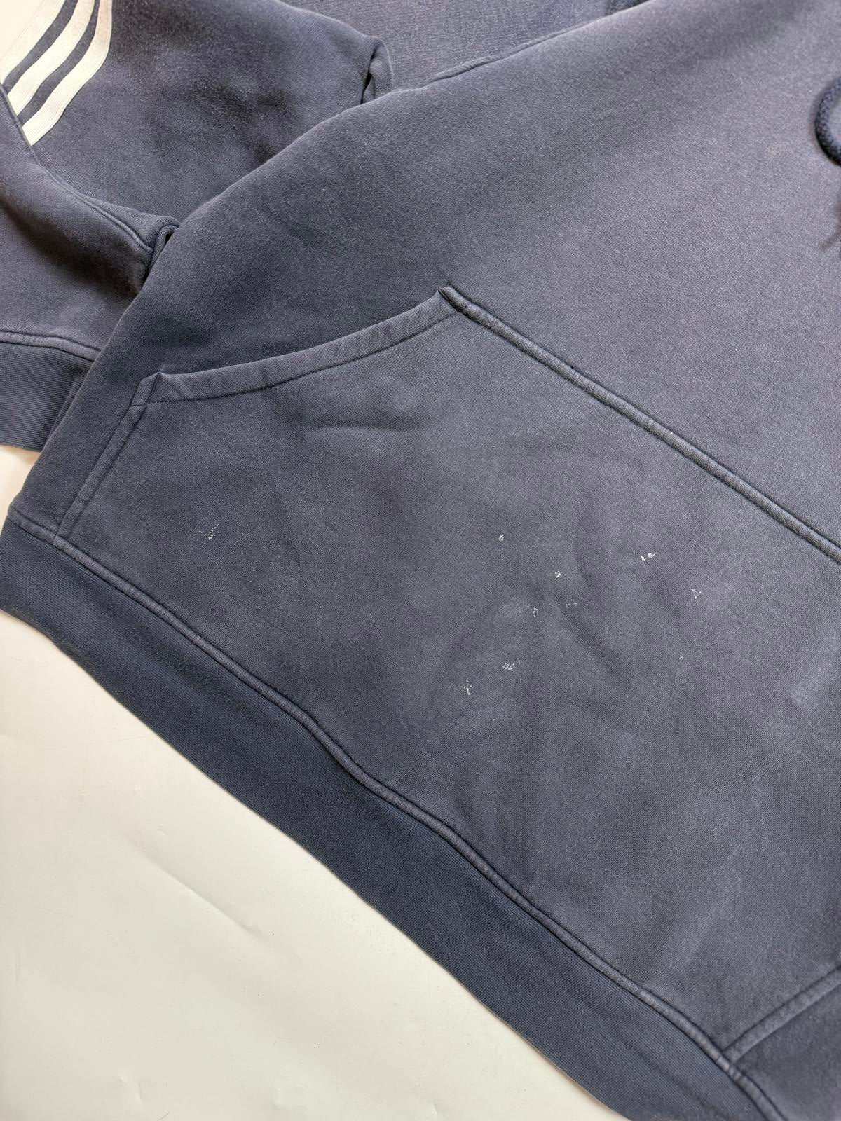 Vintage Adidas small logo hoodie (L)