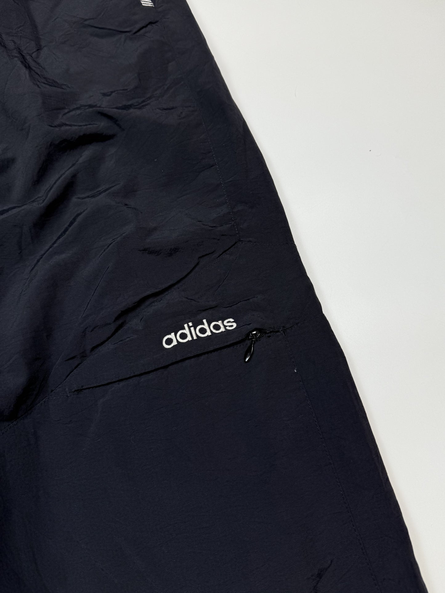 Vintage Adidas baggy track pants (M)