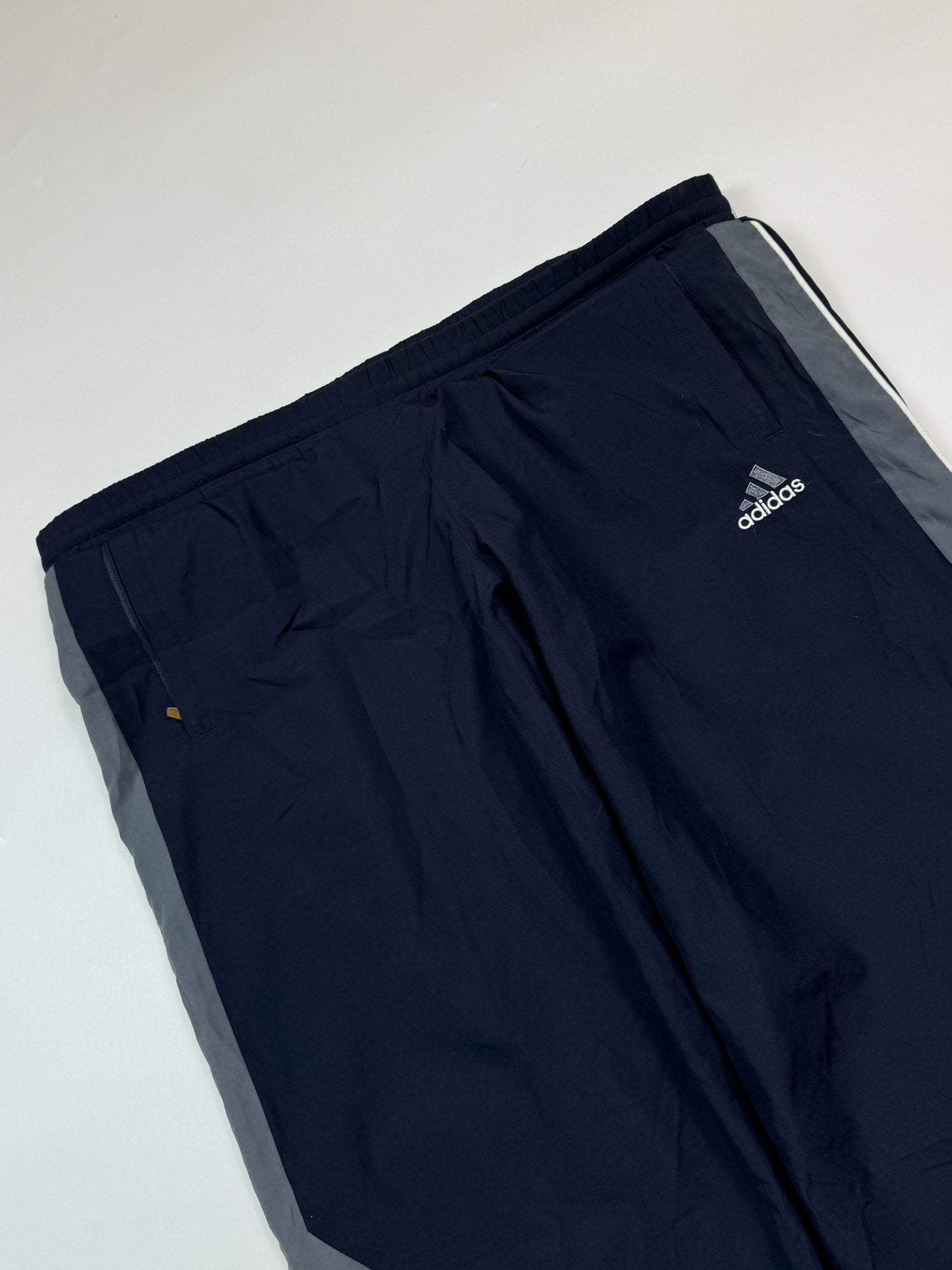 Vintage Adidas baggy track pants (XL)