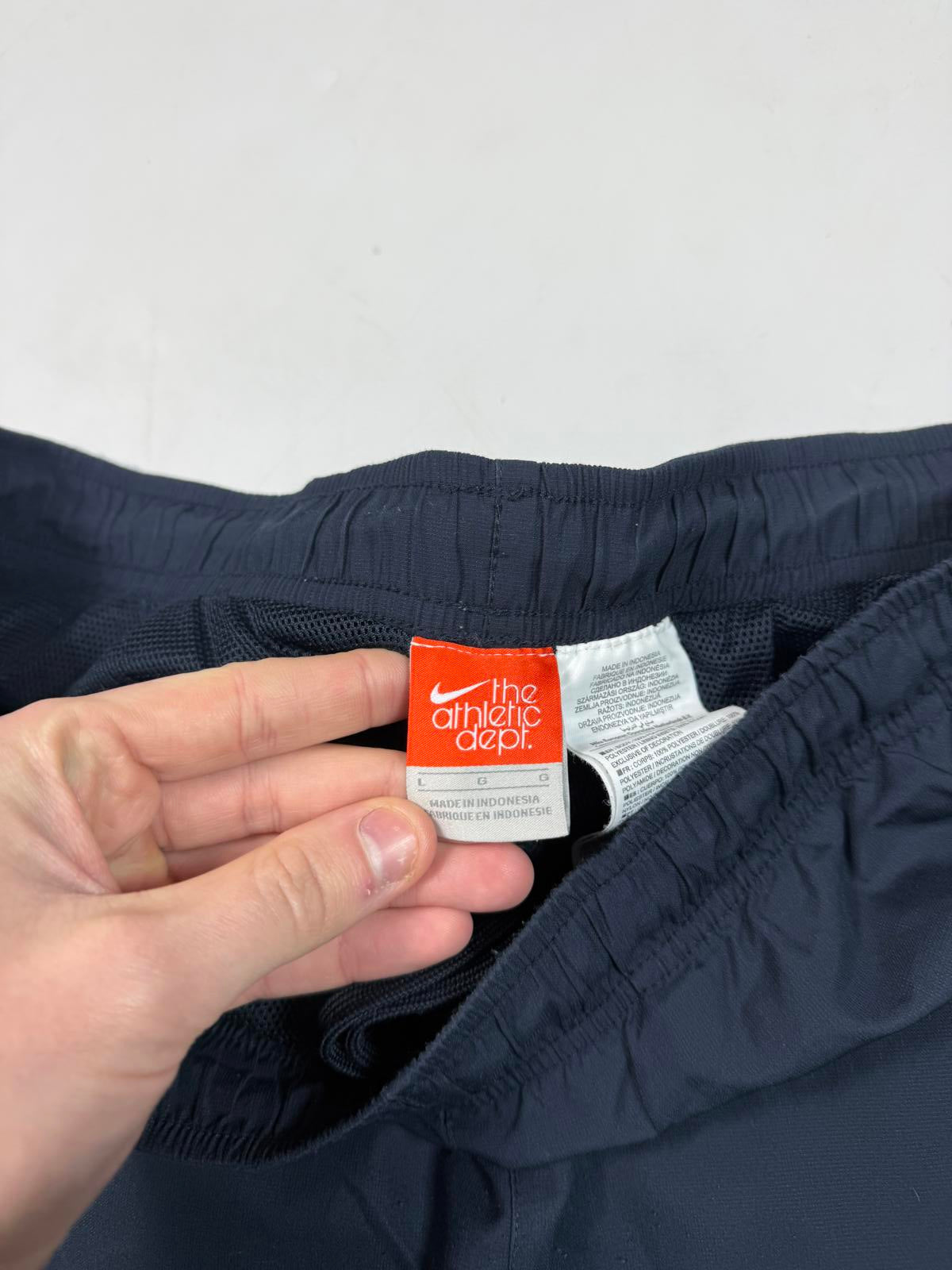 Vintage Nike mini swoosh baggy track pants (L)