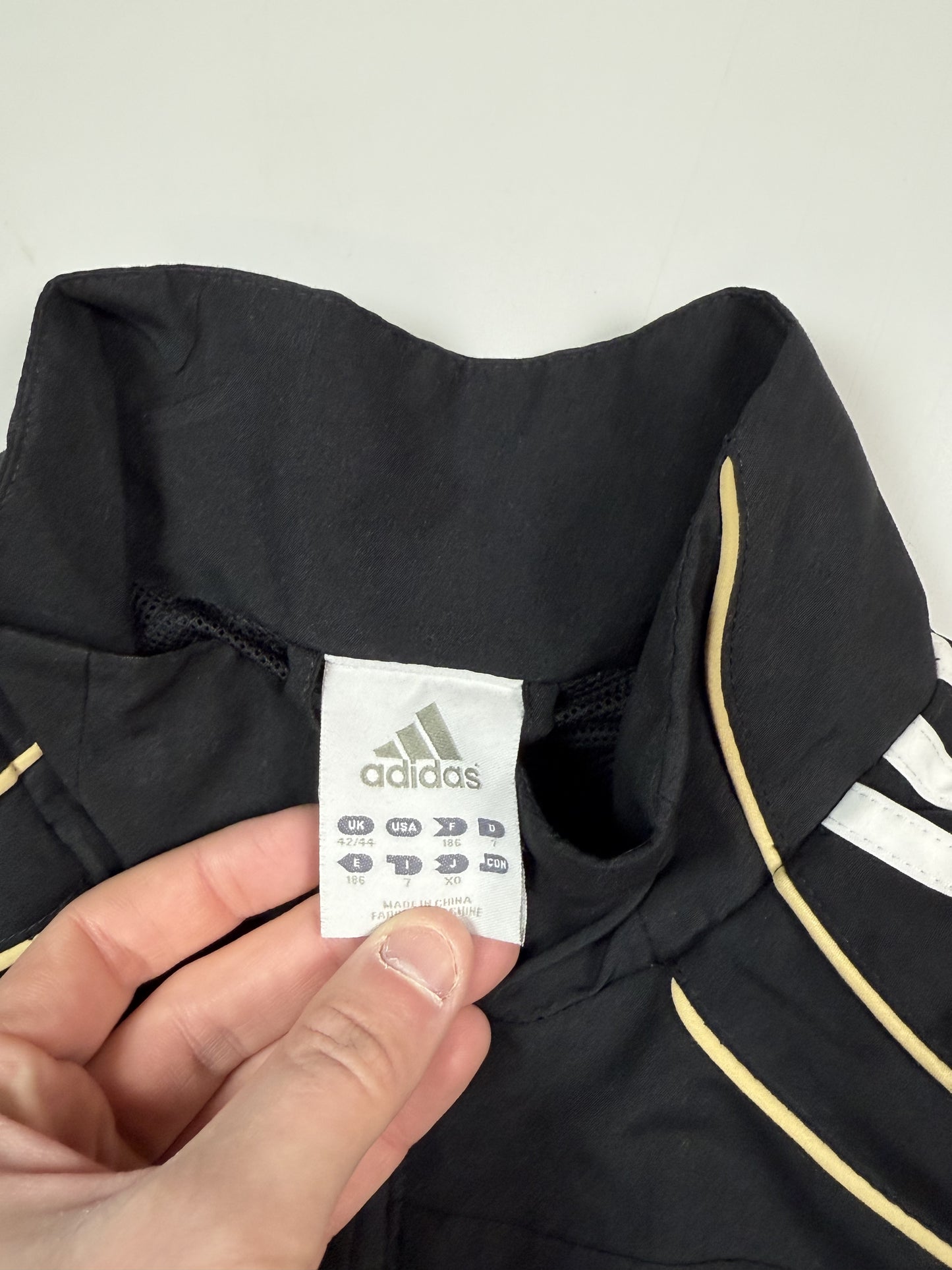 Vintage Adidas track jacket (L)