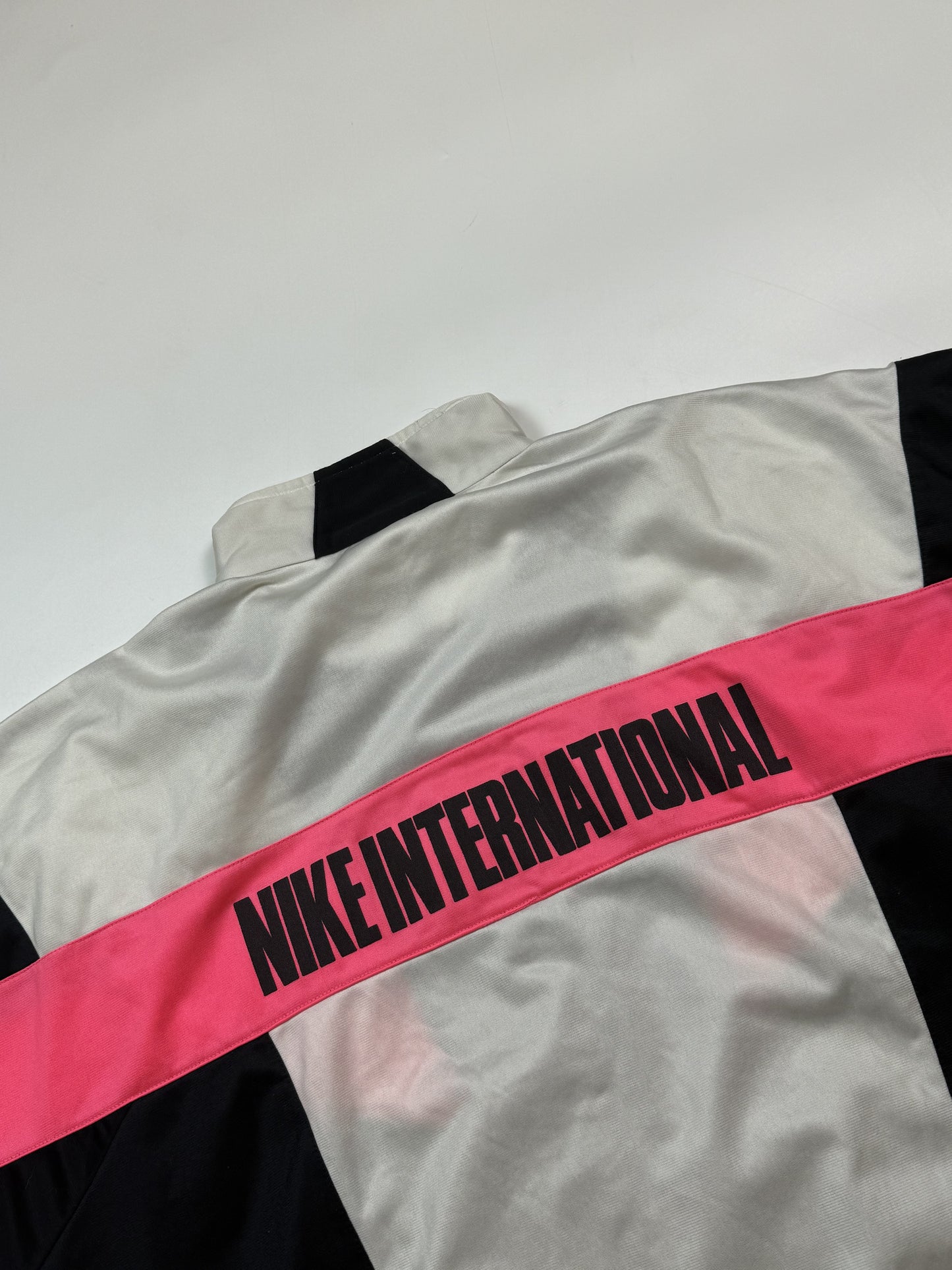 Vintage 90s Nike International track jacket (XL)