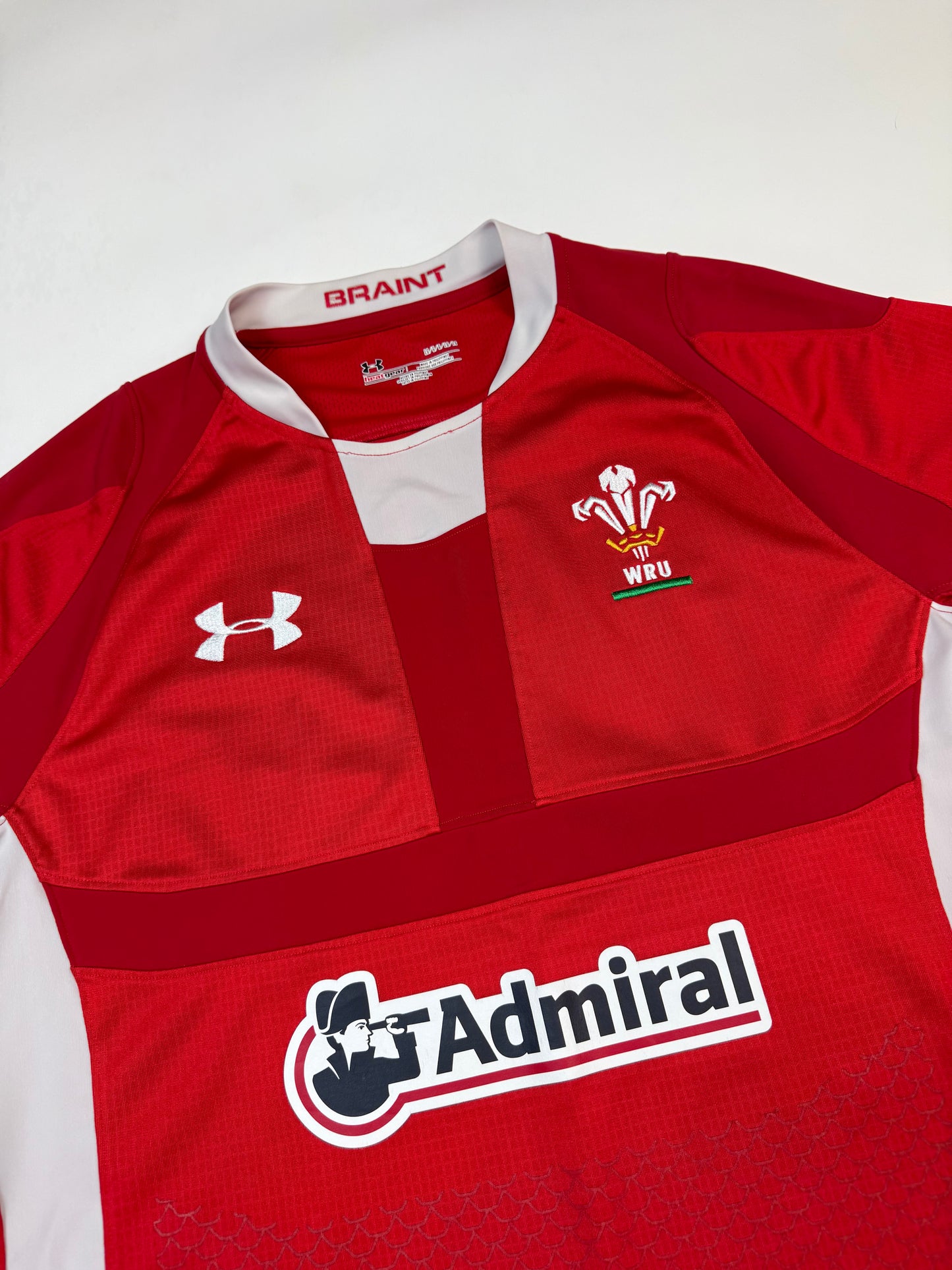 Wales 2011/12 Under Armour rugby union shirt (L)