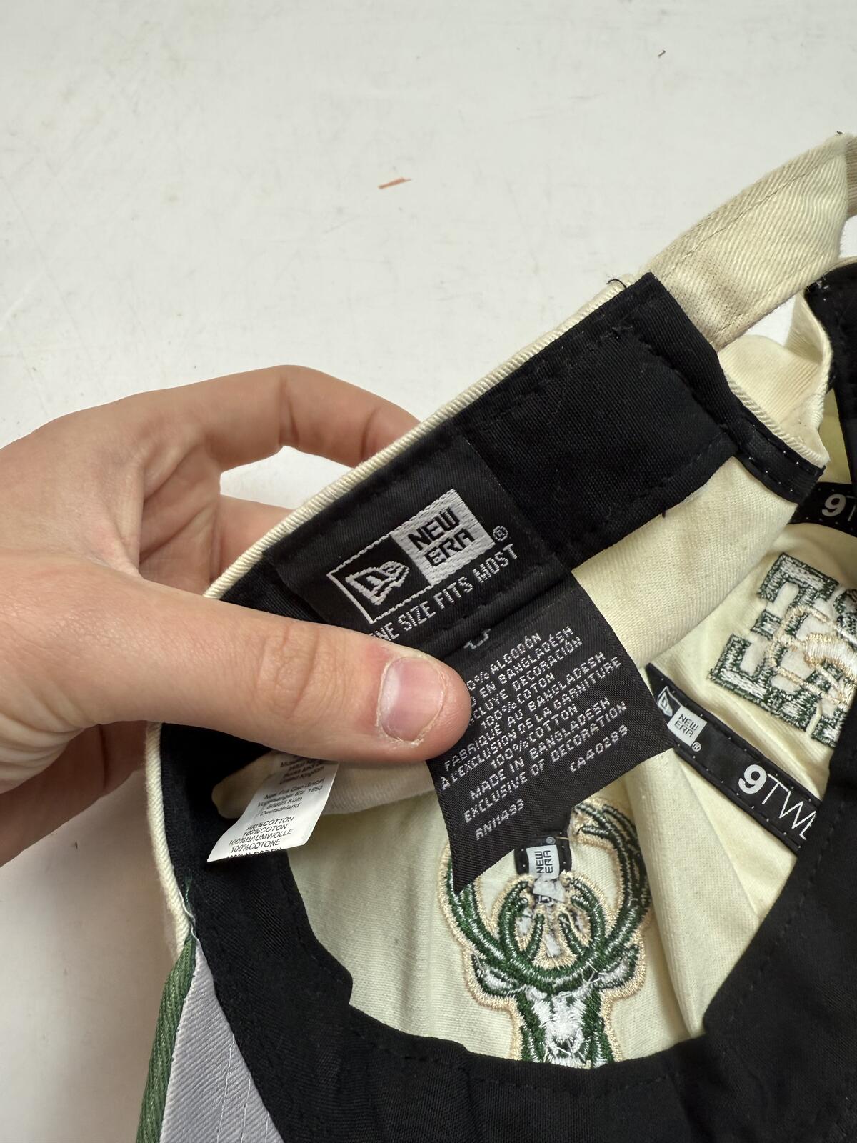Vintage Milwaukee Bucks NBA new era cap (OS)