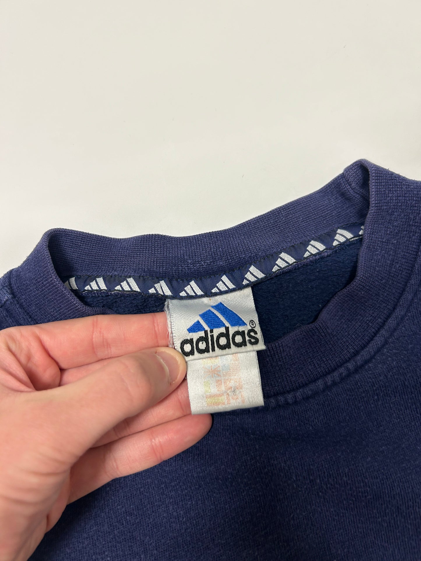 Vintage 90s adidas sweatshirt (M)