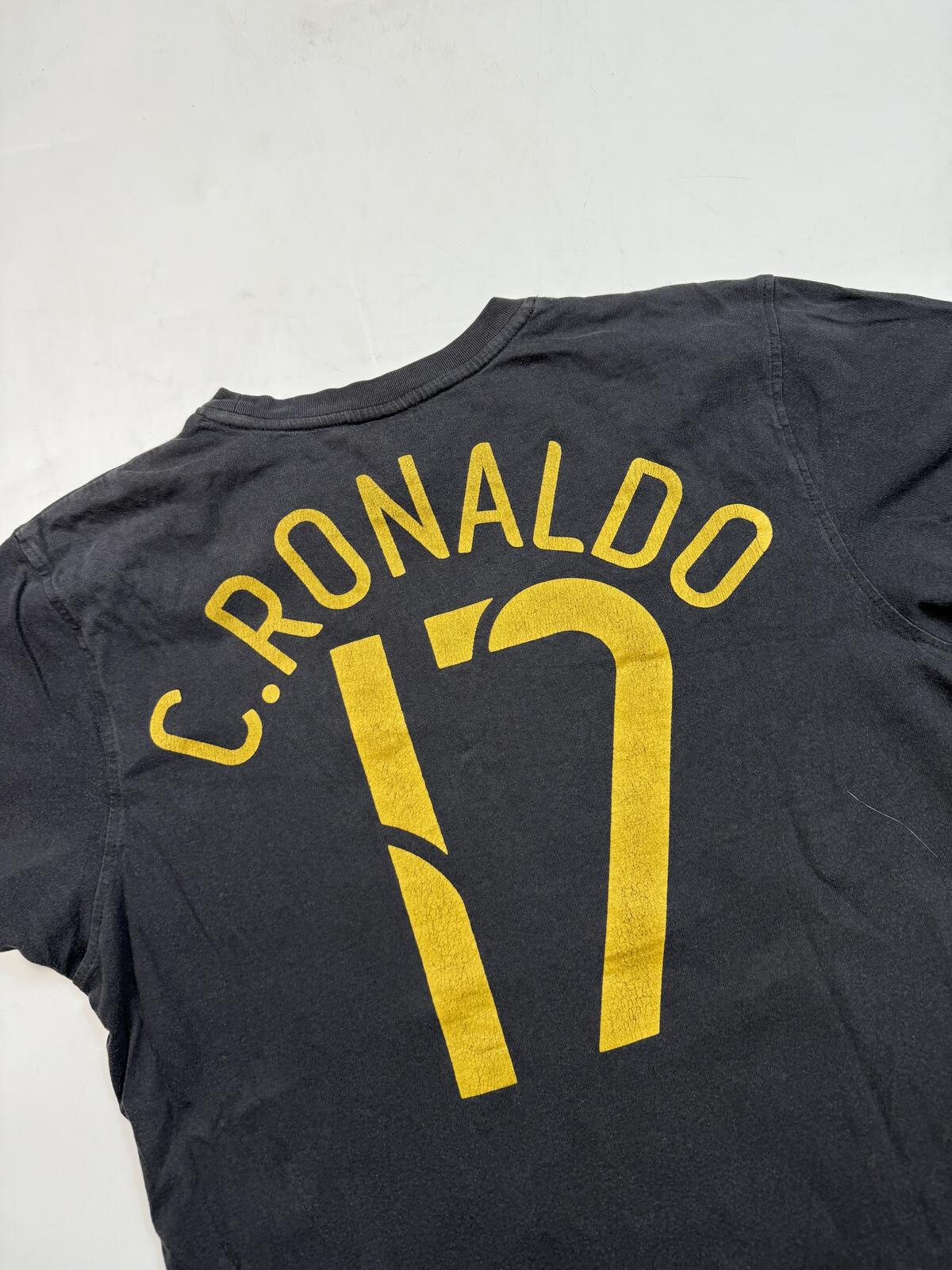 Vintage Y2K Nike Cristiano Ronaldo Portugal tee (L)