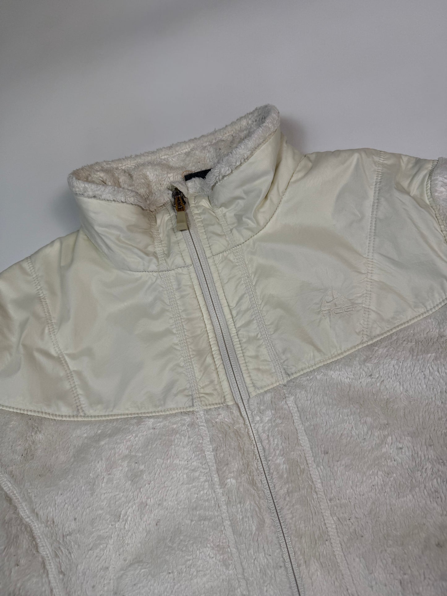 Vintage Women's Nike ACG fleece jacket (L)