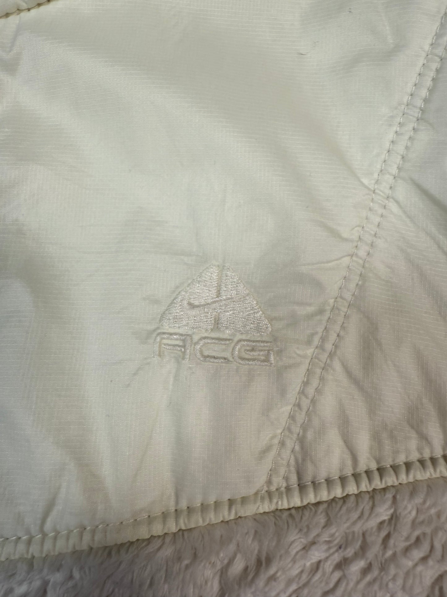 Vintage Women's Nike ACG fleece jacket (L)