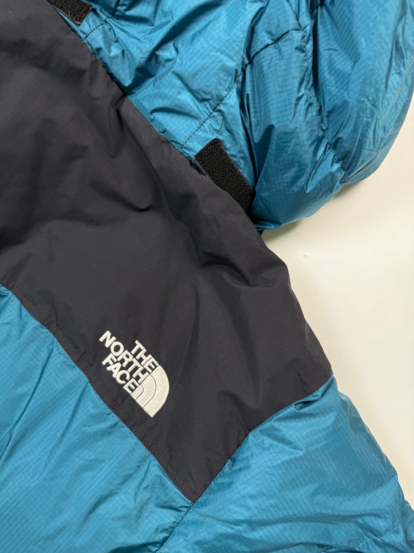 Vintage The North Face baltoro 700 hooded puffer jacket (M)