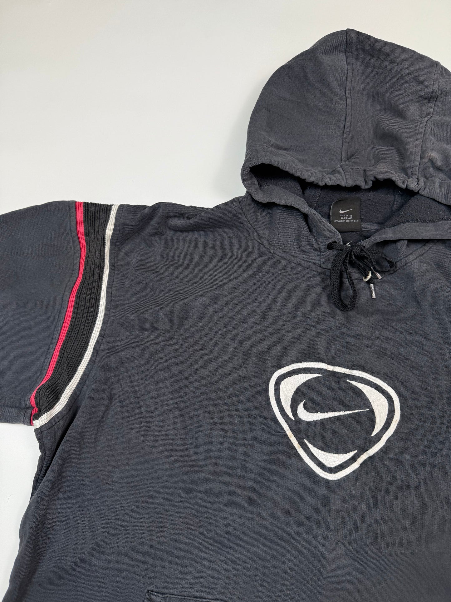 Vintage Nike shield centre logo hoodie (M)