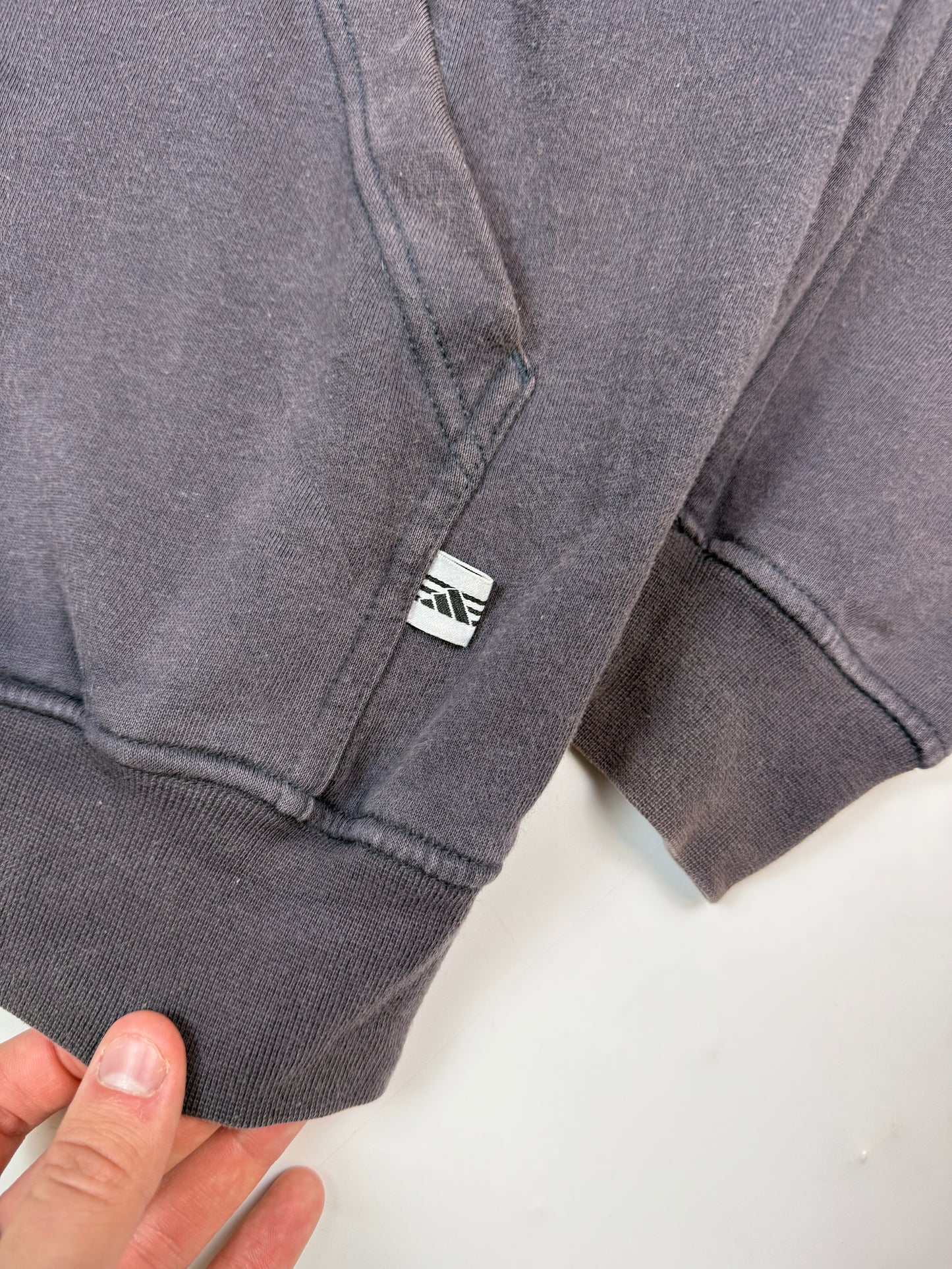 Vintage Adidas zip up hoodie (L)