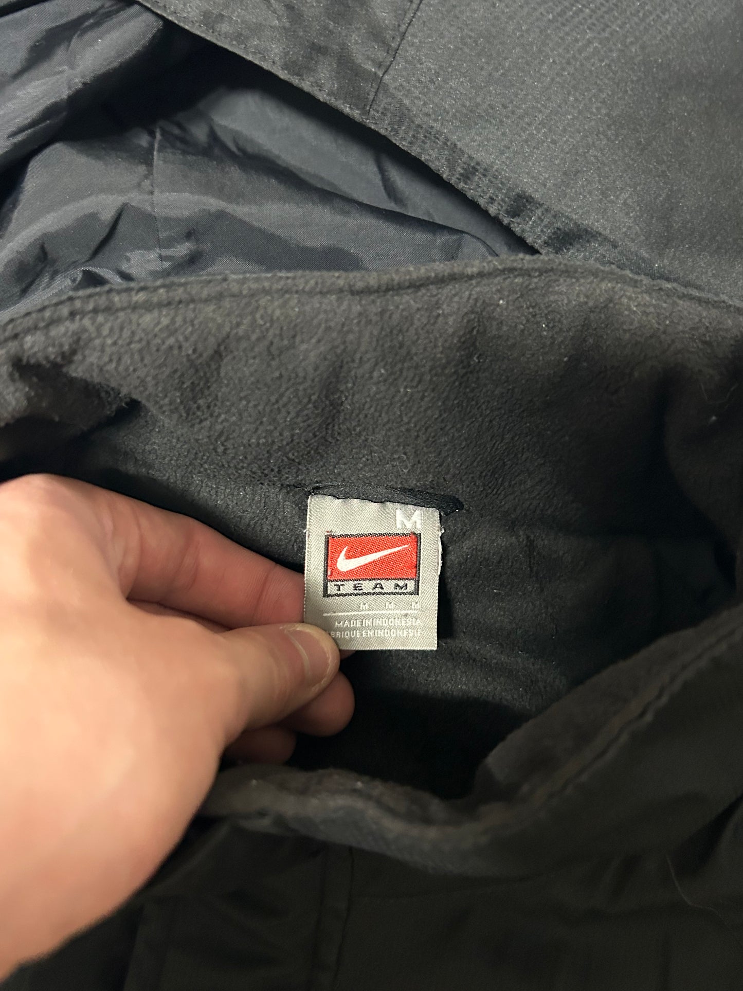 Vintage Nike Valpo basketball puffer jacket (M)