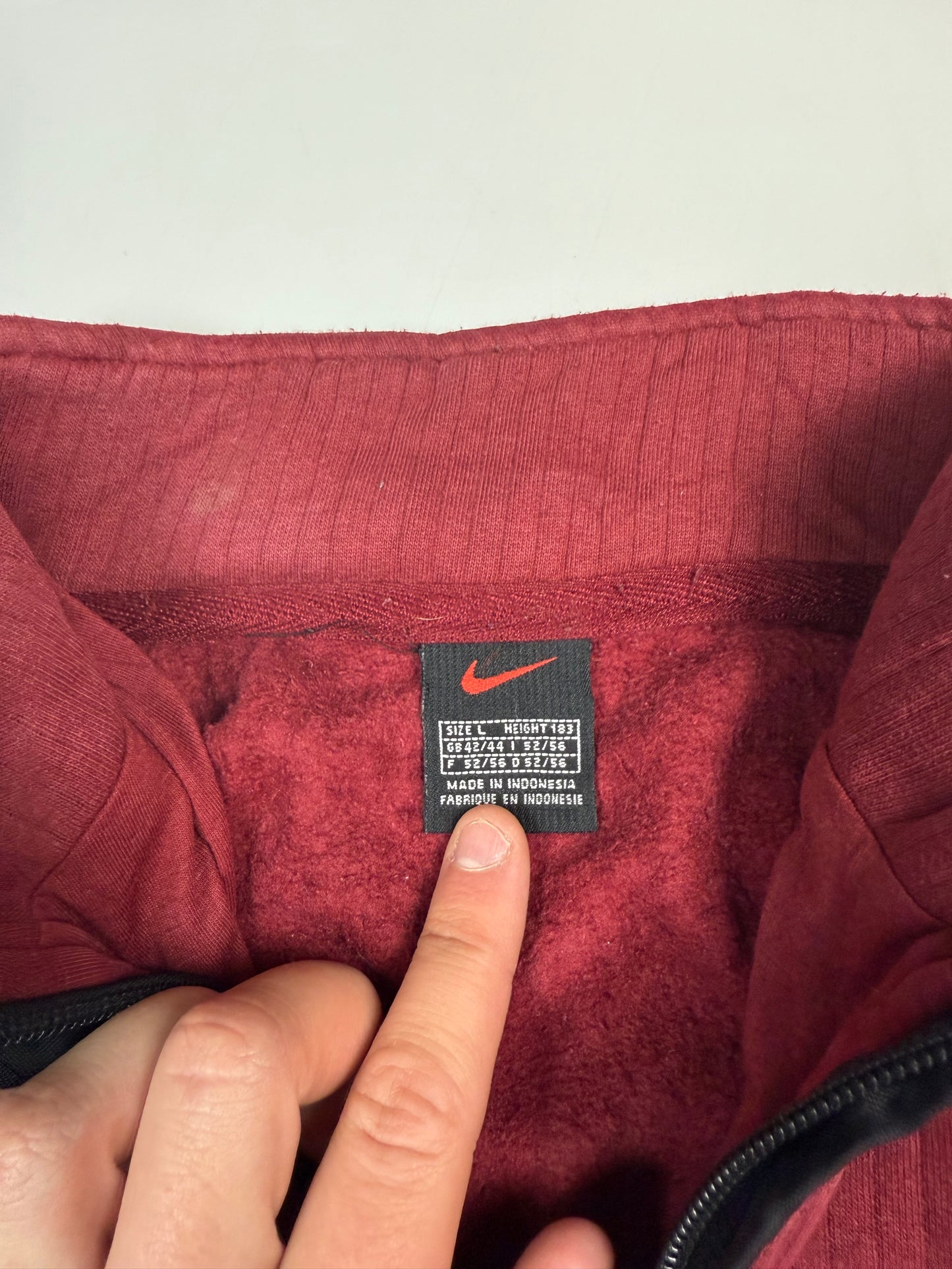 Vintage 90s Nike centre swoosh quarter zip sweatshirt (L)